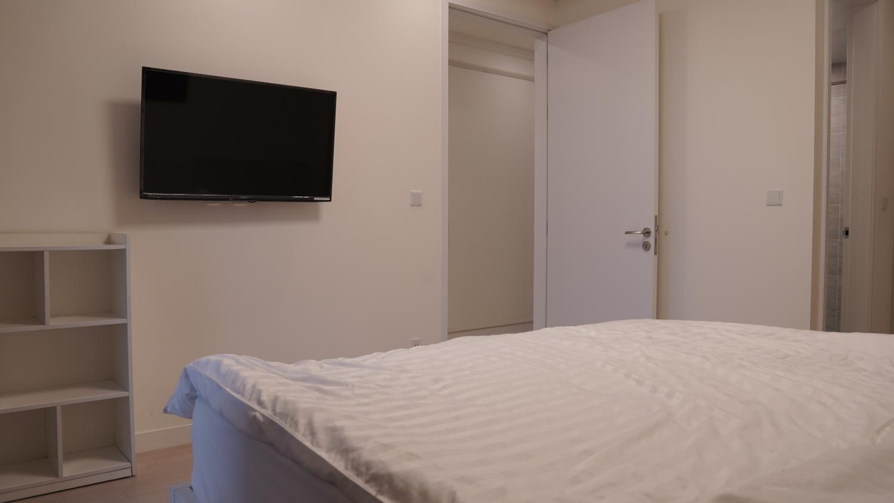 Starlake Daewoo Apartment Managed by Anstay
