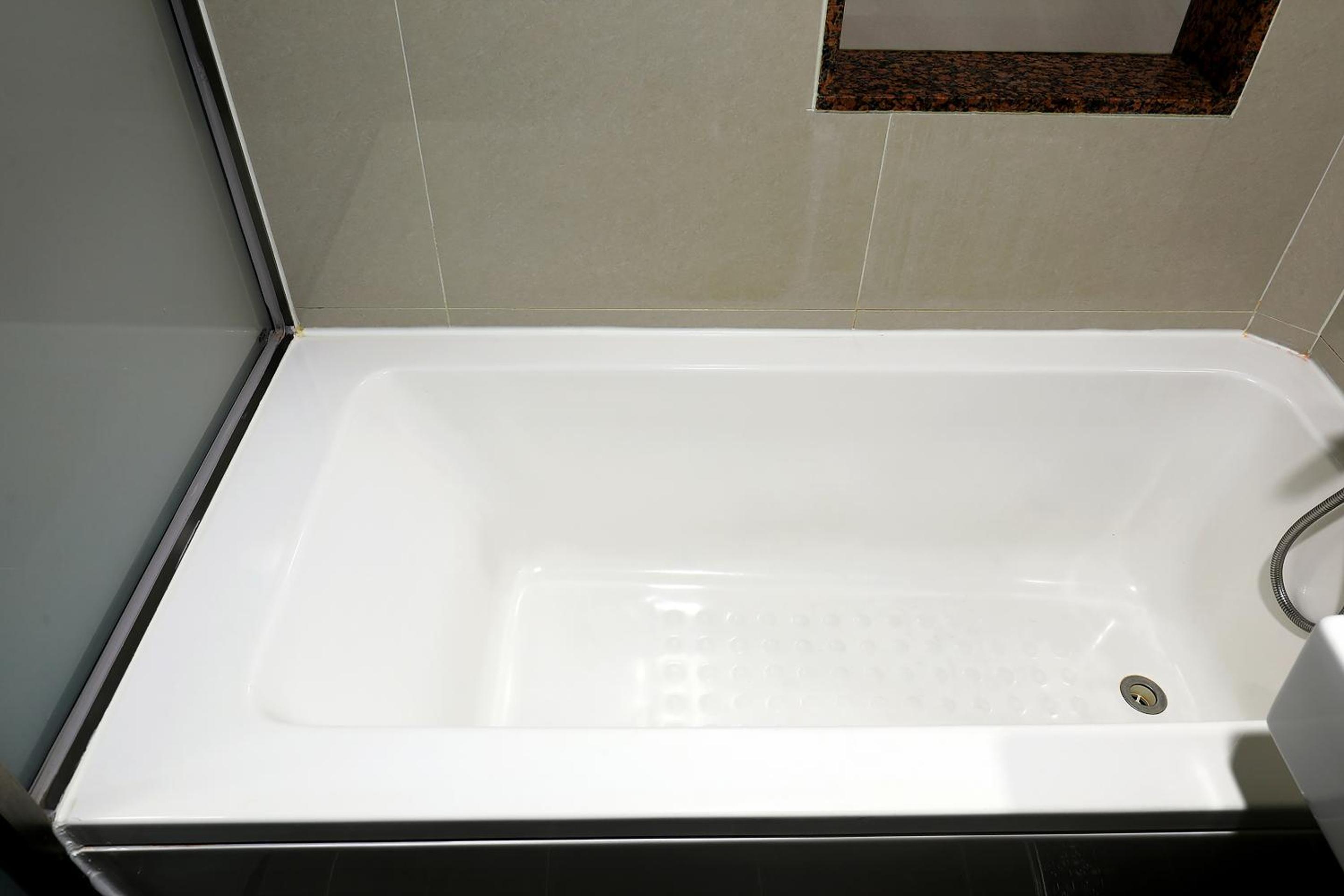 CS Avenue Tourist Hotel