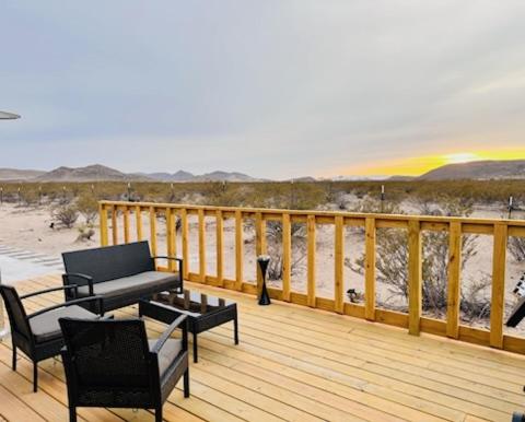 Hueco Sandbox-National Park-Outdoor Tub-Desert-Climbing view 3