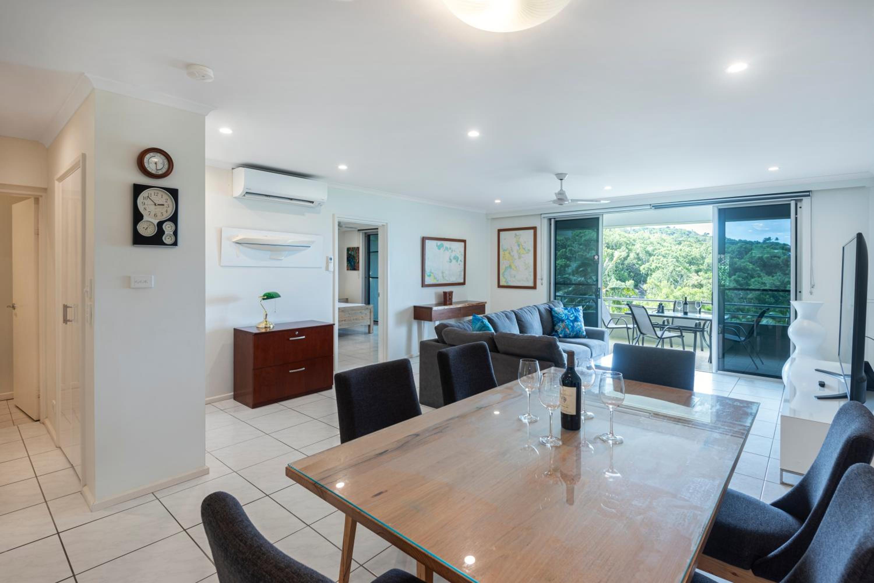 Poinciana Lodge - 2 bedroom - on Hamilton Island by HIHA