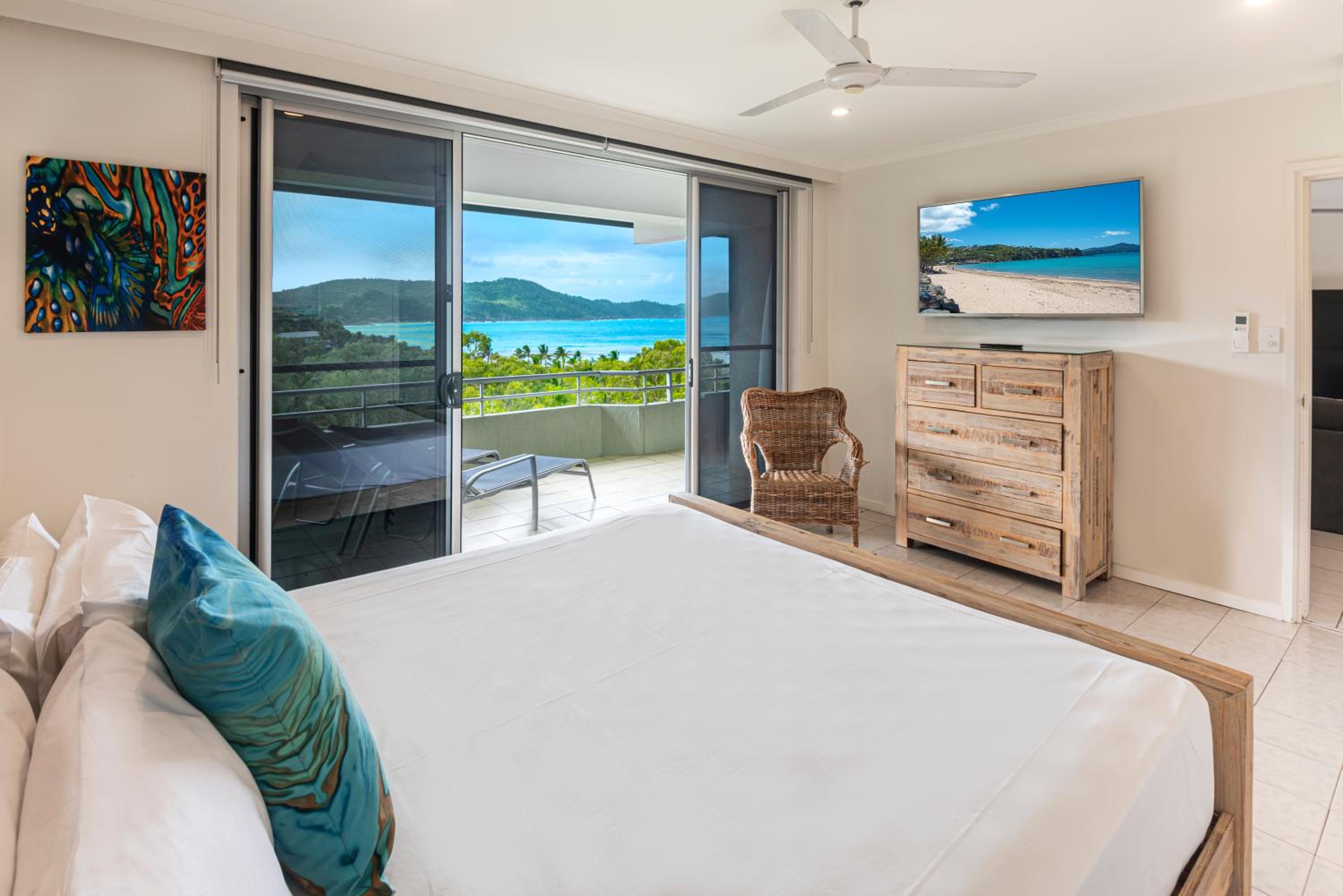 Poinciana Lodge - 2 bedroom - on Hamilton Island by HIHA