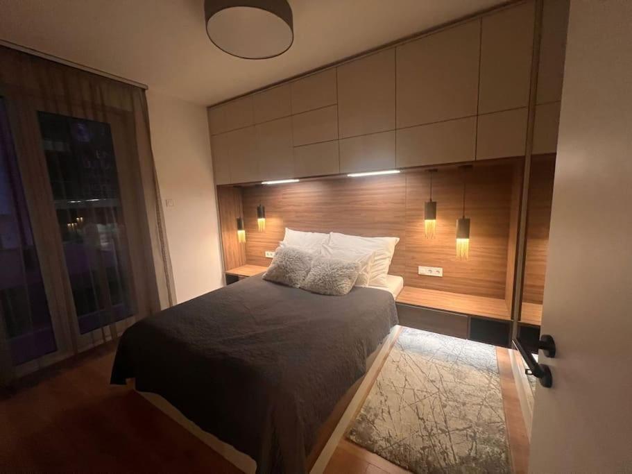 Karzo Property LK 208