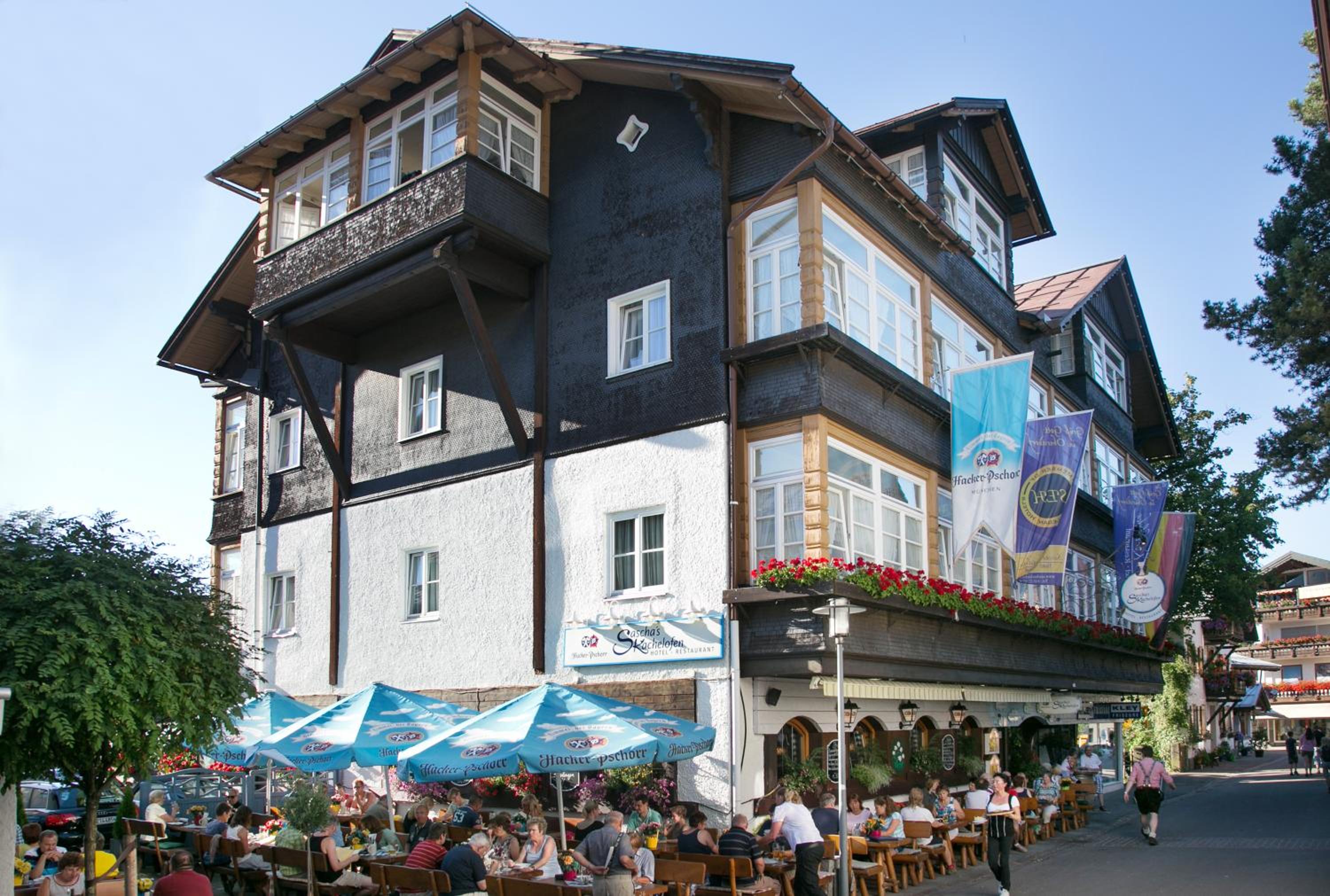 Hotel Sascha's Kachelofen - Image 1