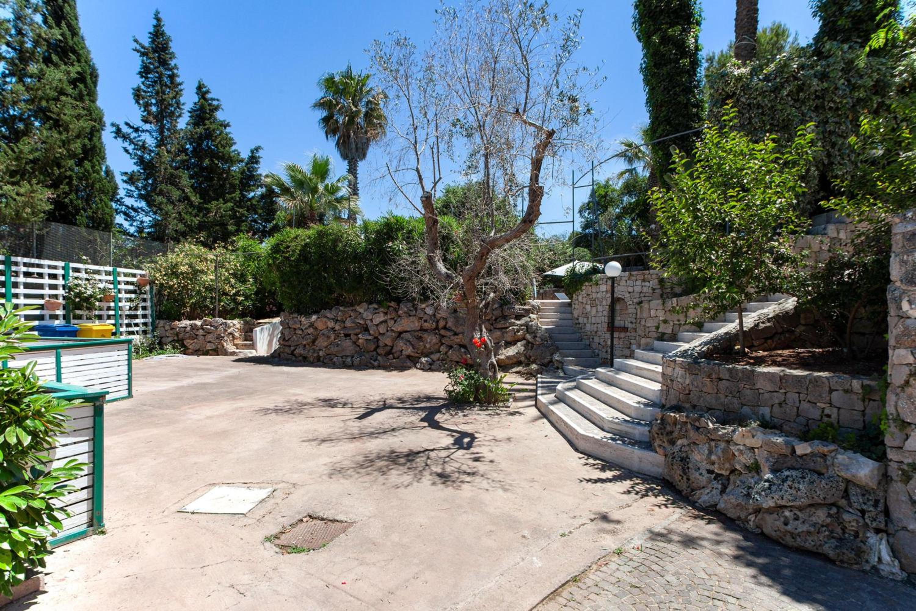 Villa Nice Dream With Pool And Terrace - Happy Rentals photo 2