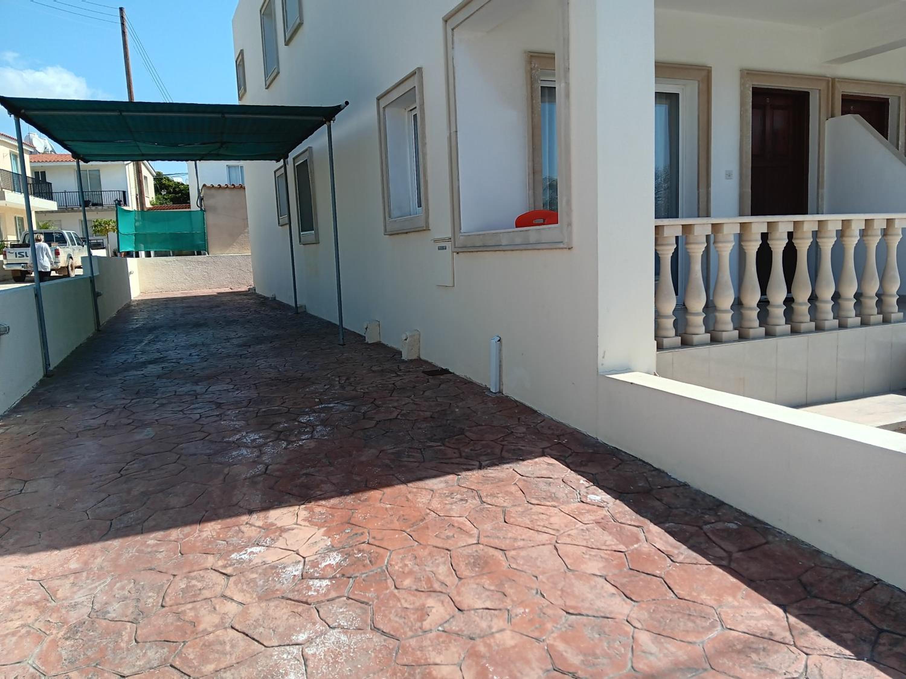 Pari's Holiday apartments-Paphos