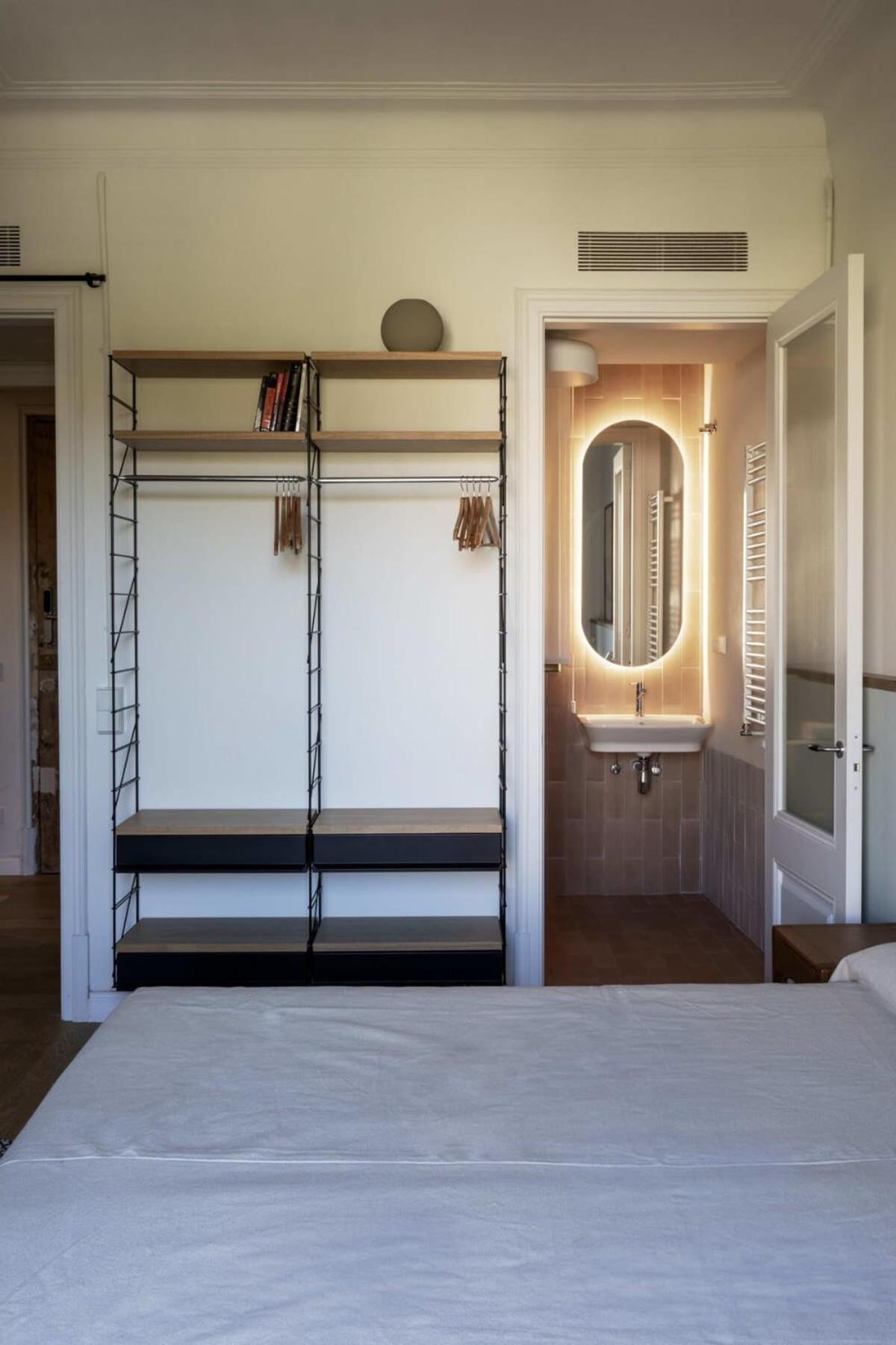 The Collection Barcelona - Amazing 5 bd 5 bathroom next to Plaza Catalunya