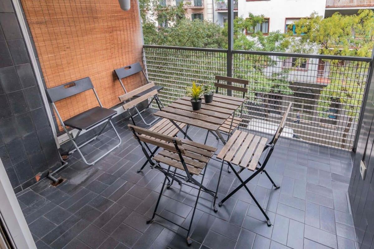 The Collection Barcelona - Plaza España 4BD 2BTH with terrace for families