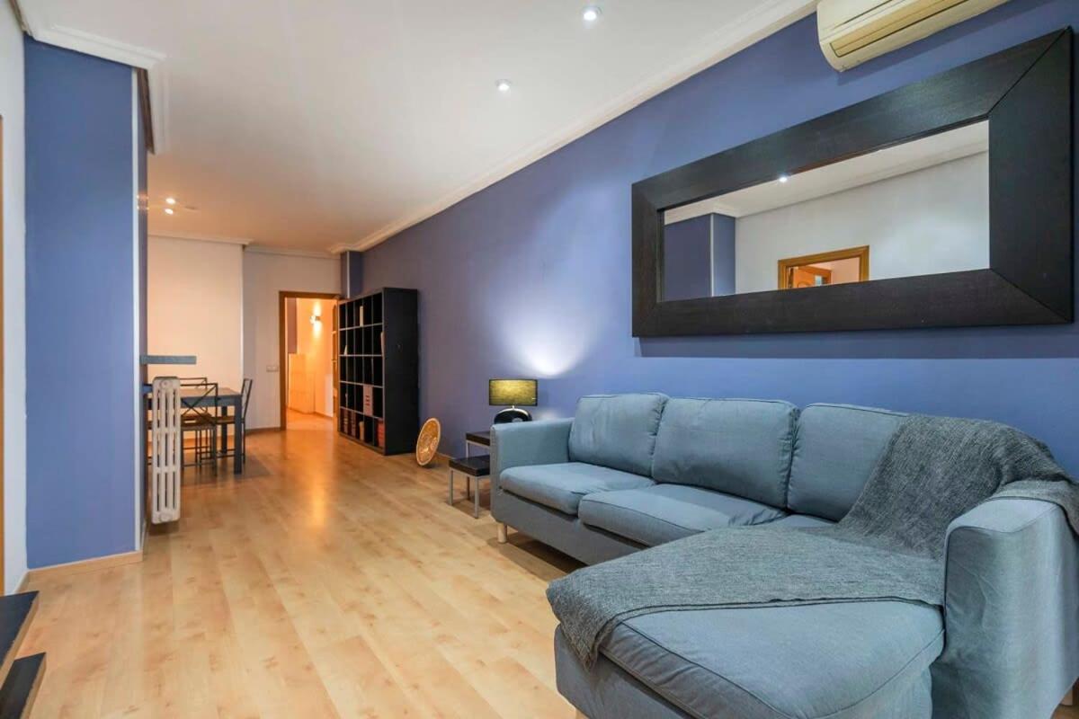 The Collection Barcelona - Plaza España 4BD 2BTH with terrace for families
