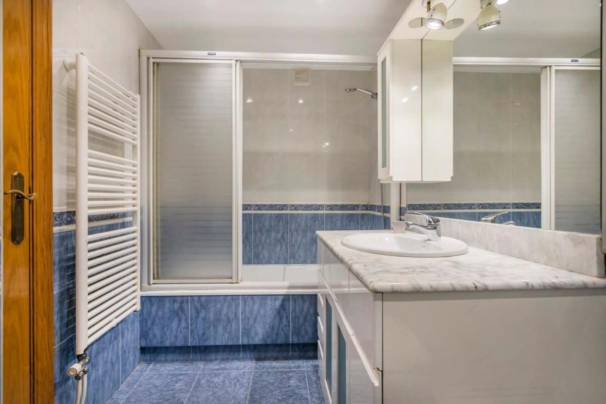 The Collection Barcelona - Plaza España 4BD 2BTH with terrace for families