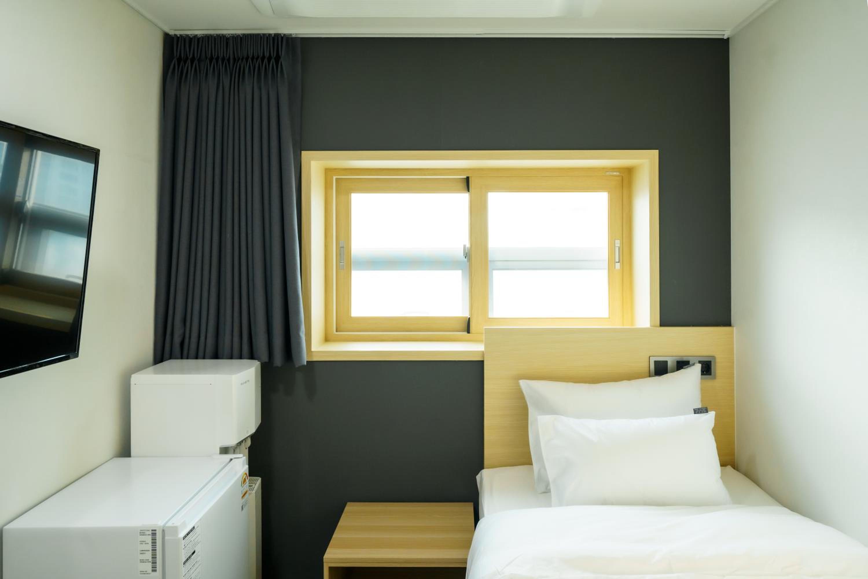The Stay Hue Myeongdong 3