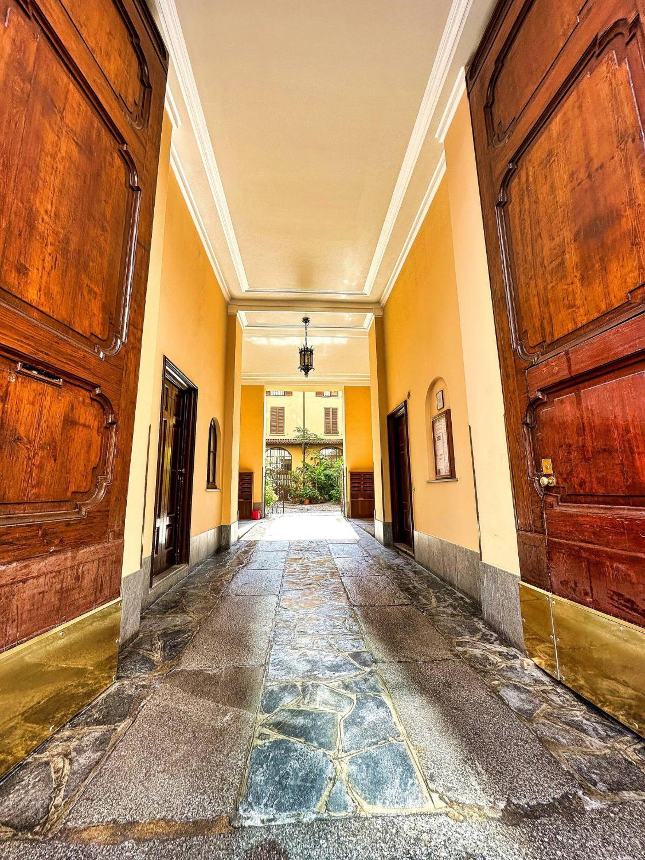 Milan City Center Apartment Eco-ChicSmart - Brera Garibaldi Zone 1 - The Tube