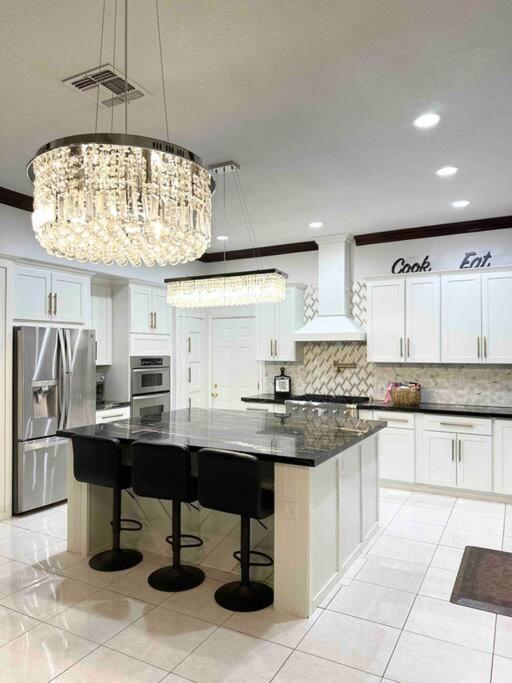 Luxury Mansion House