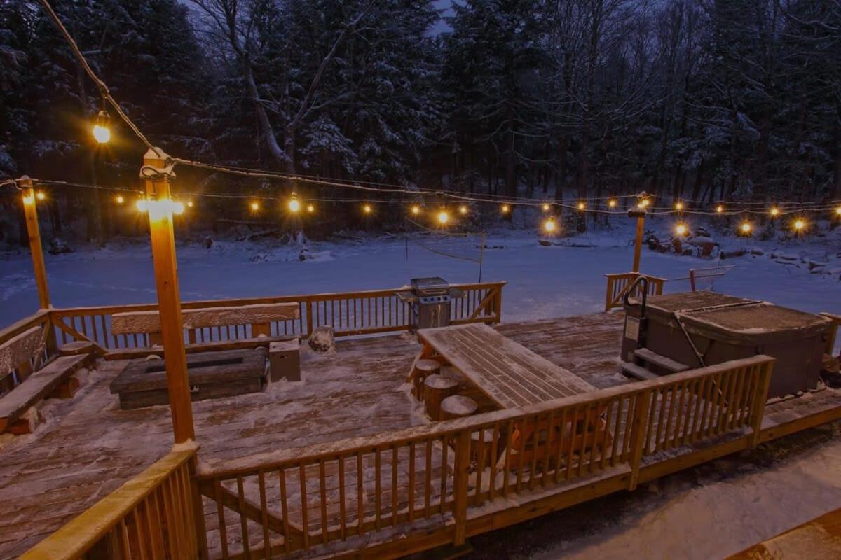 Dream Stratton Forest Cabin with Hot Tub and Fast WiFi view 5
