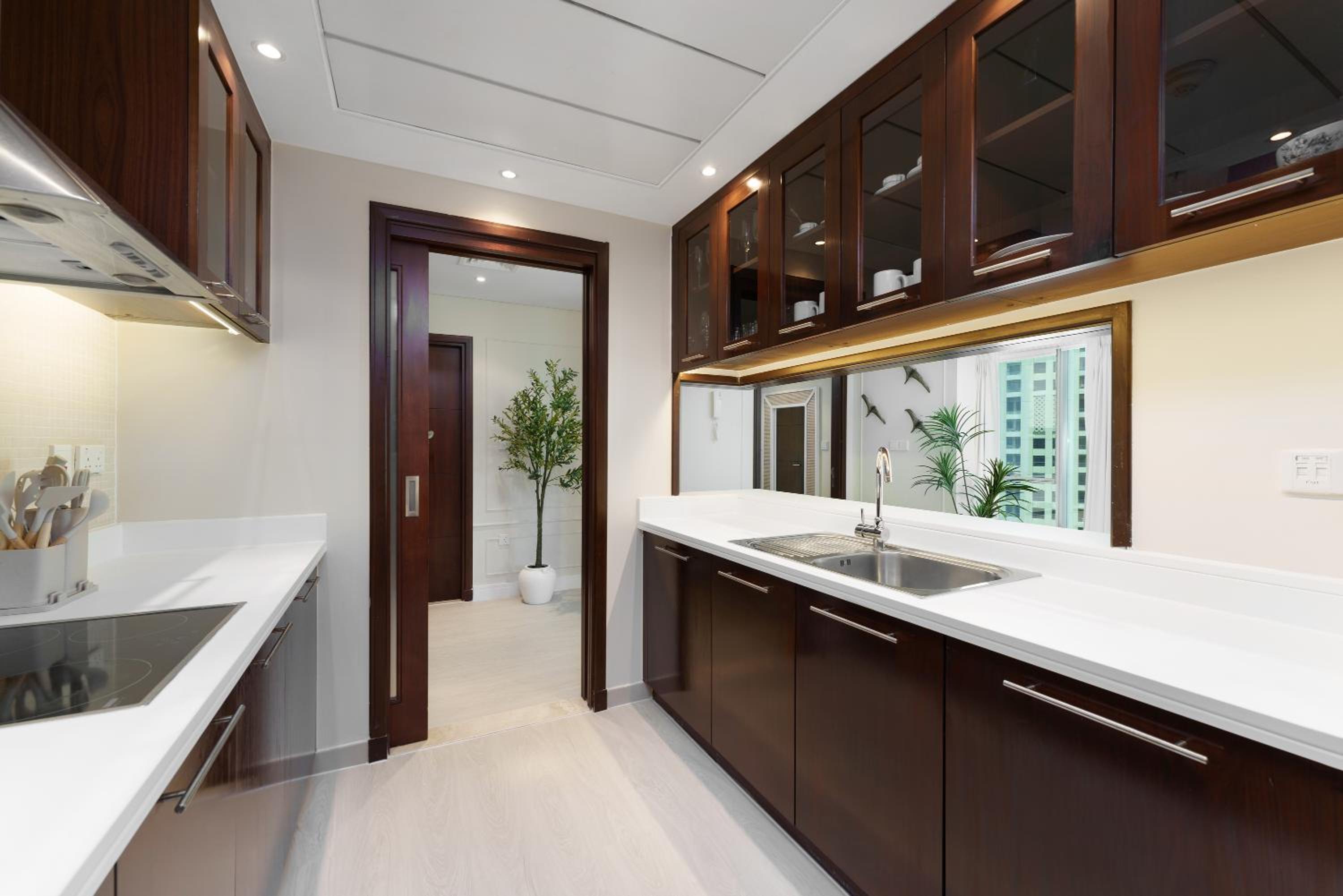 Maison Privee - Modern Beach Living in the Heart of Dubai Marina