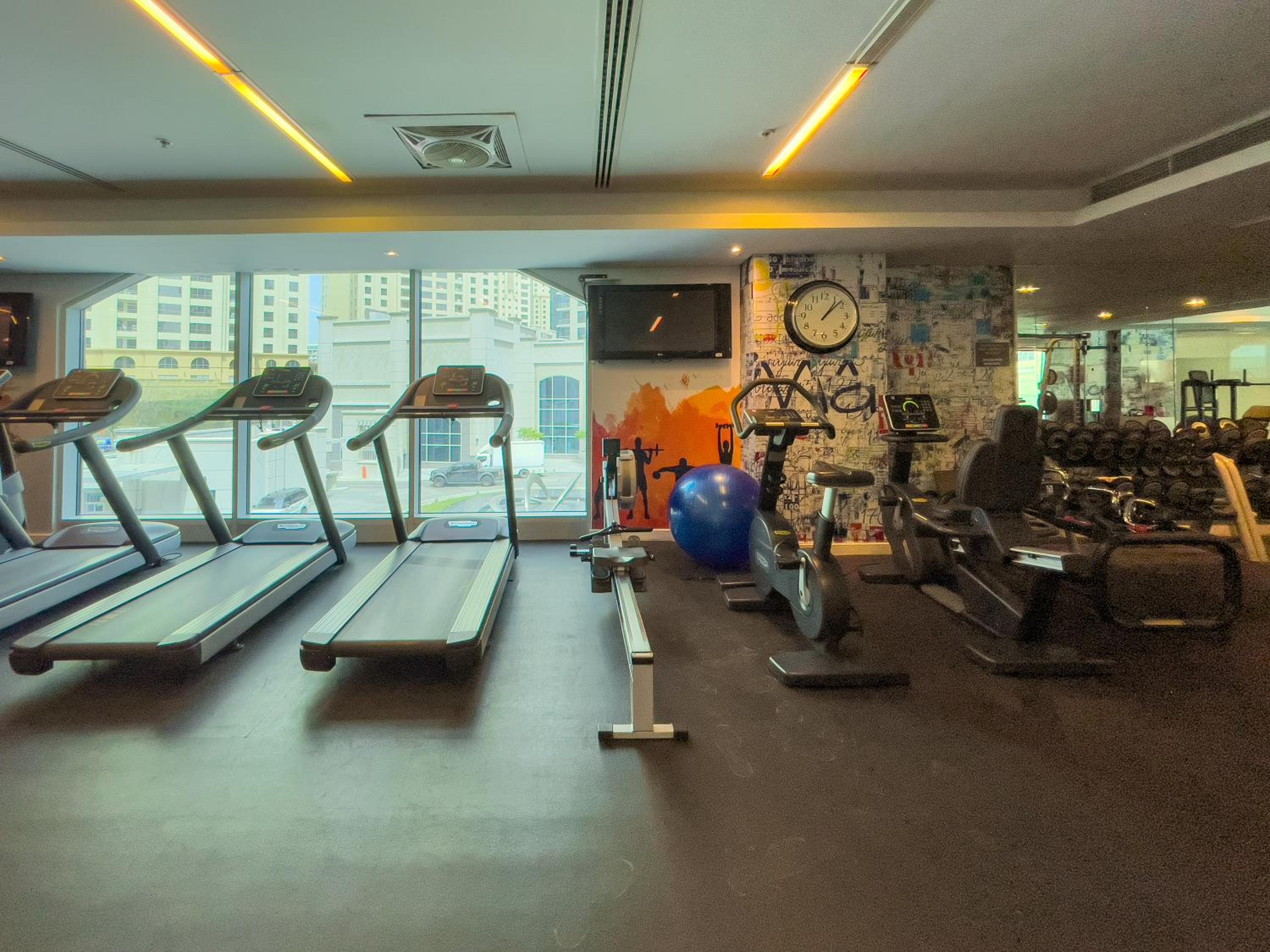 Maison Privee - Modern Beach Living in the Heart of Dubai Marina