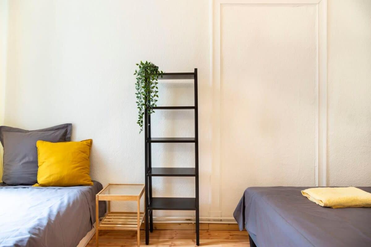 Spacious Family Apartment at Mauerpark plus SelfCheckIn