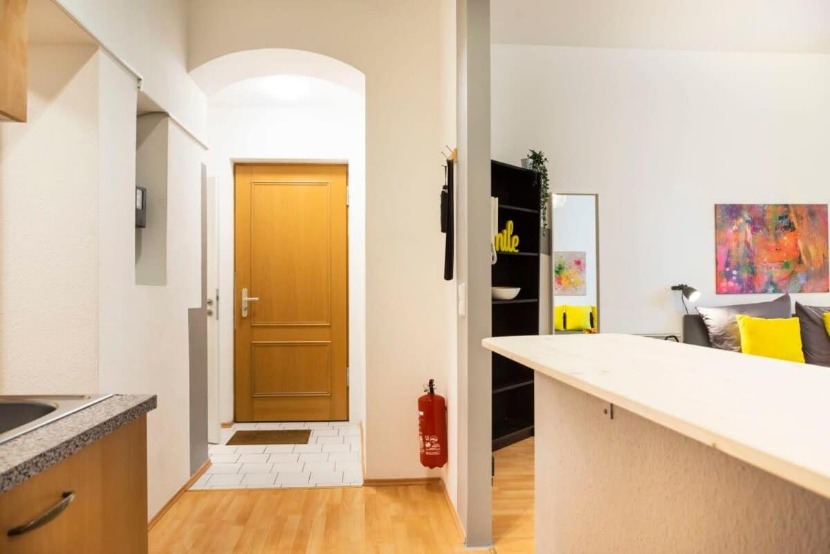 Cozy 2 room apartment next to Hermannstraße