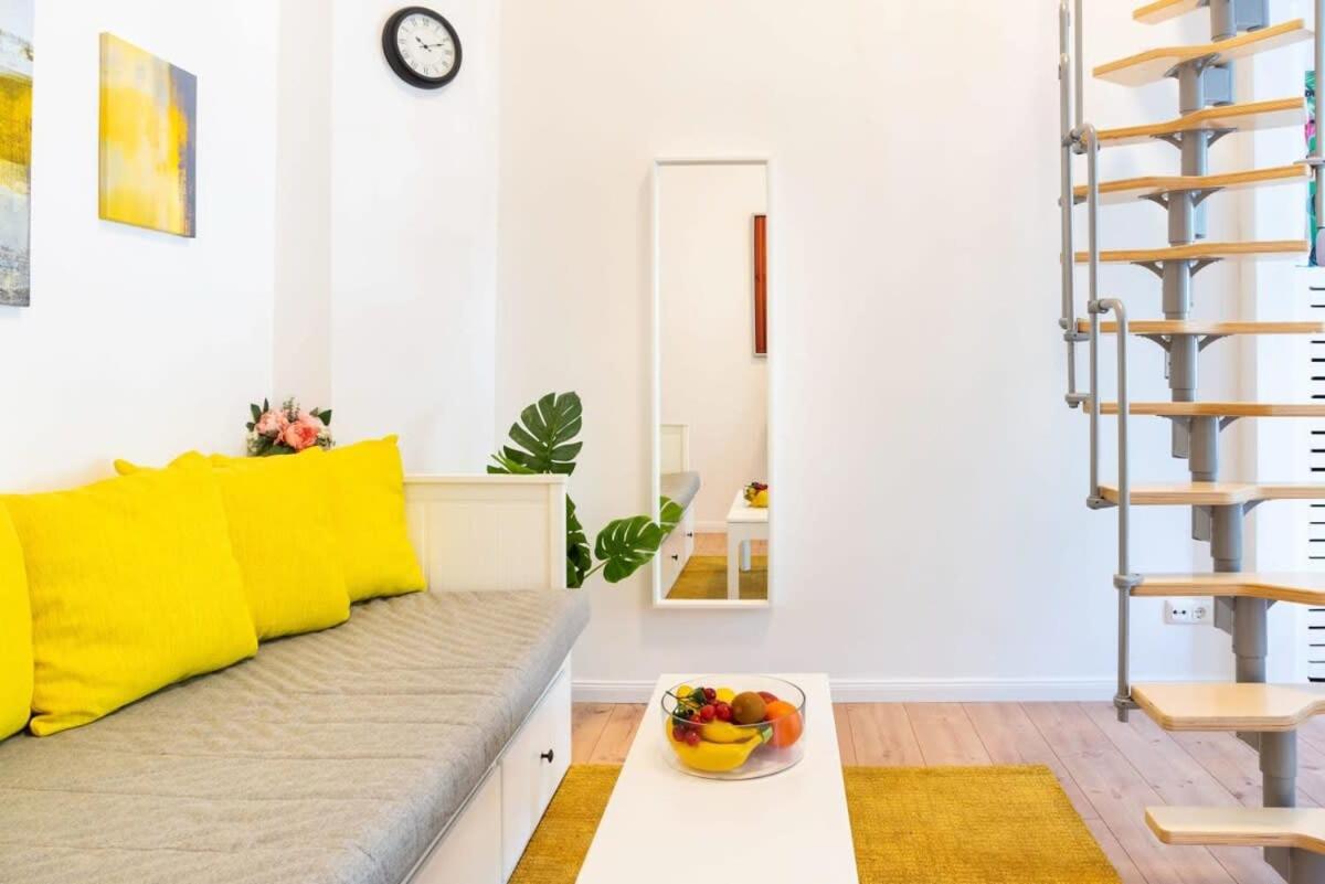 Spacious loft style Studio in Berlin Wilmersdorf