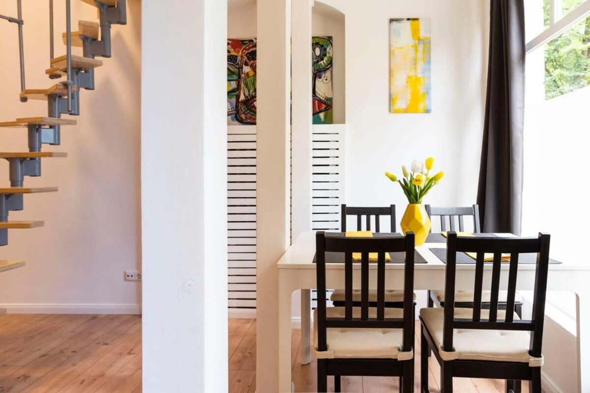 Spacious loft style Studio in Berlin Wilmersdorf