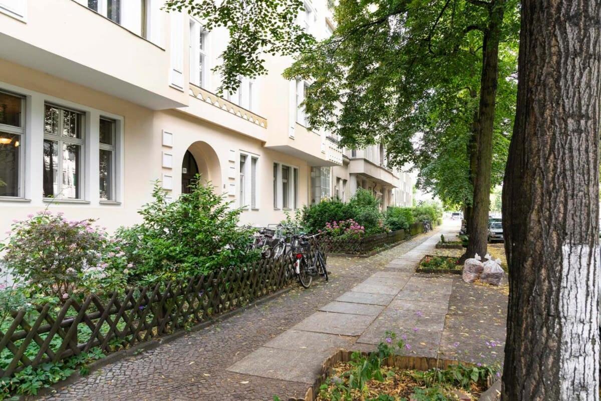 Spacious loft style Studio in Berlin Wilmersdorf