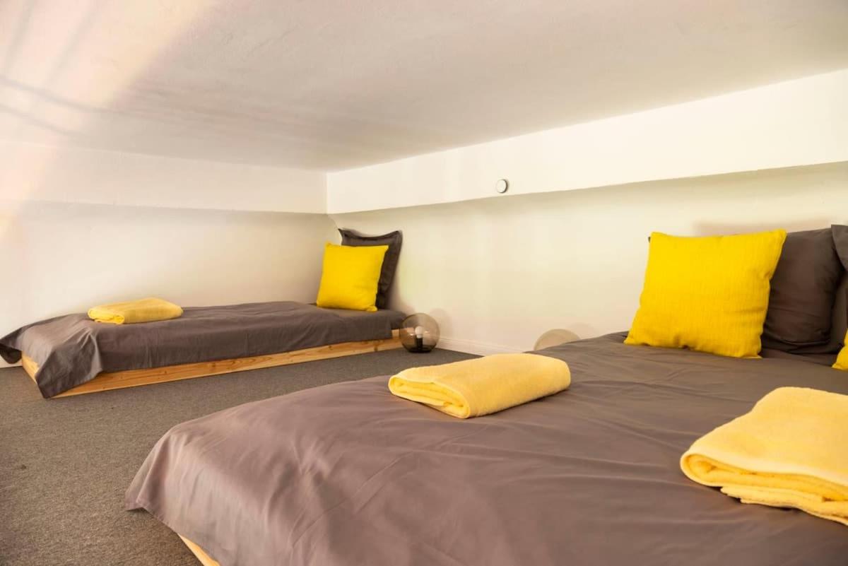 Stylish Loft Apartment plus SelfCheckIn plus Street Parking