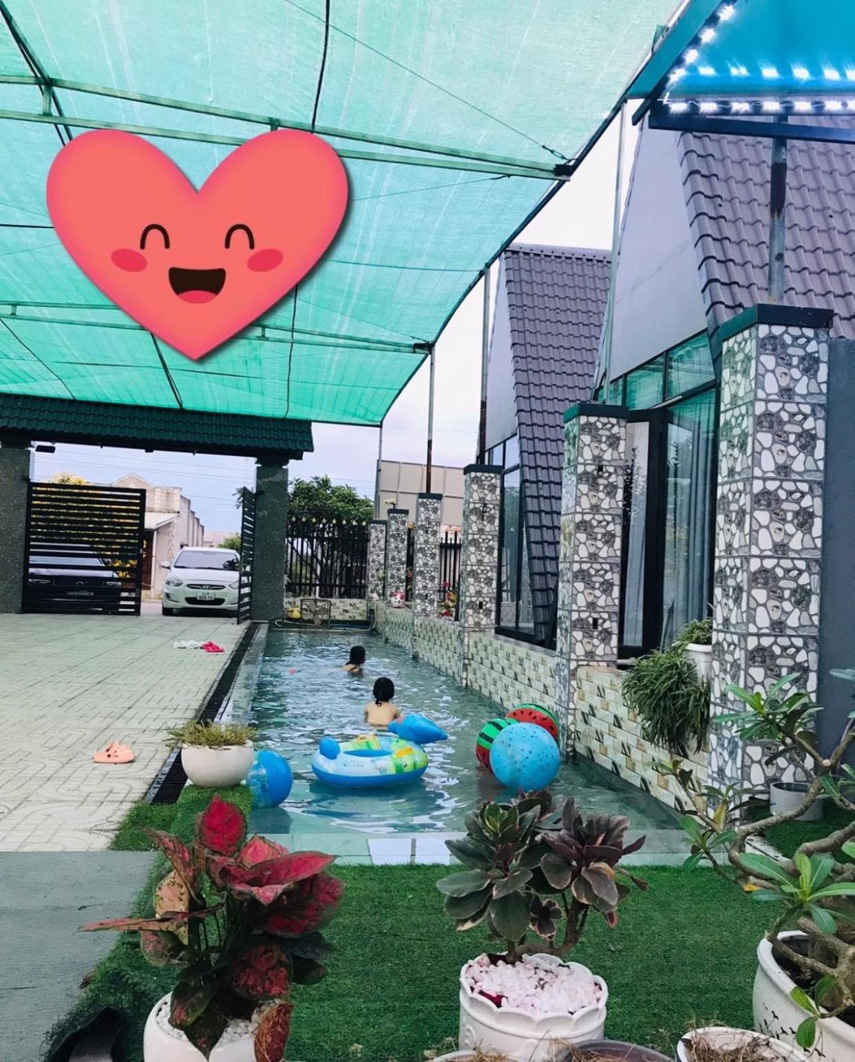 Homestay Á Âu Family view 5