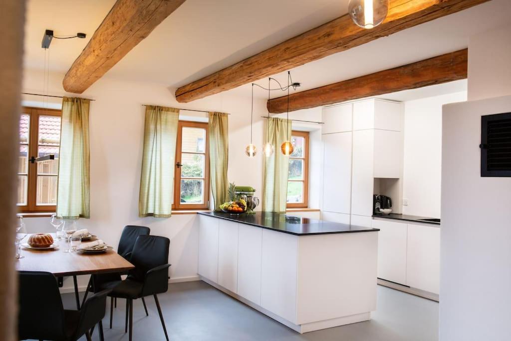 Traumhaftes Chalet mit Sauna und Whirlpool Refugium am Rehberg