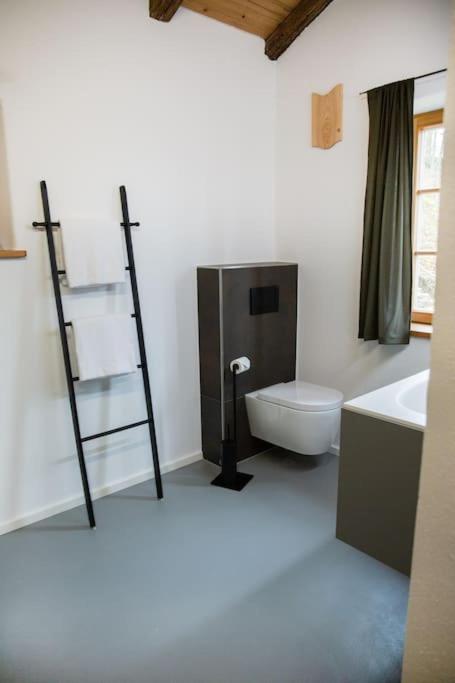 Traumhaftes Chalet mit Sauna und Whirlpool Refugium am Rehberg