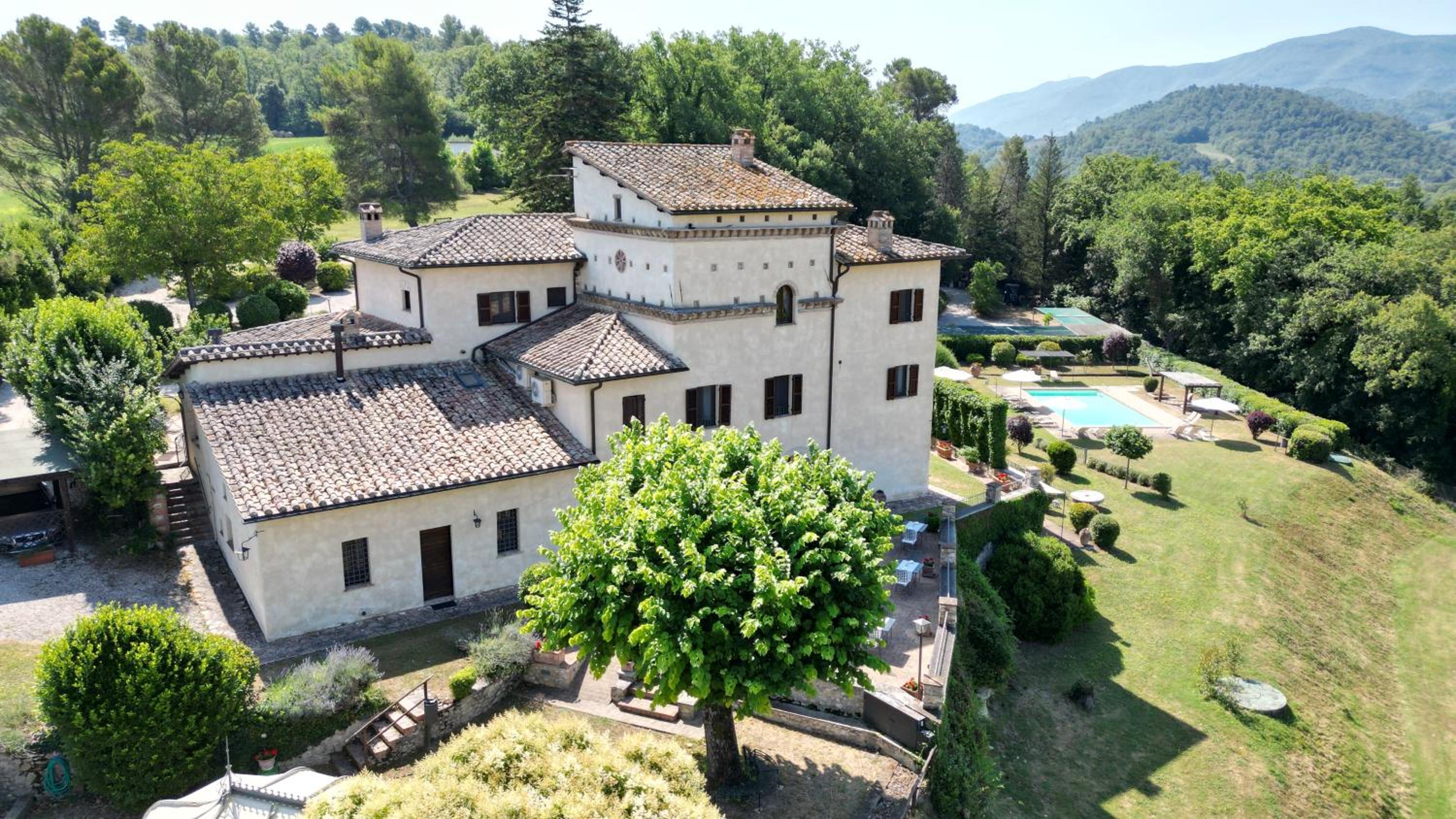 Torre Palombara - Dimora Storica
