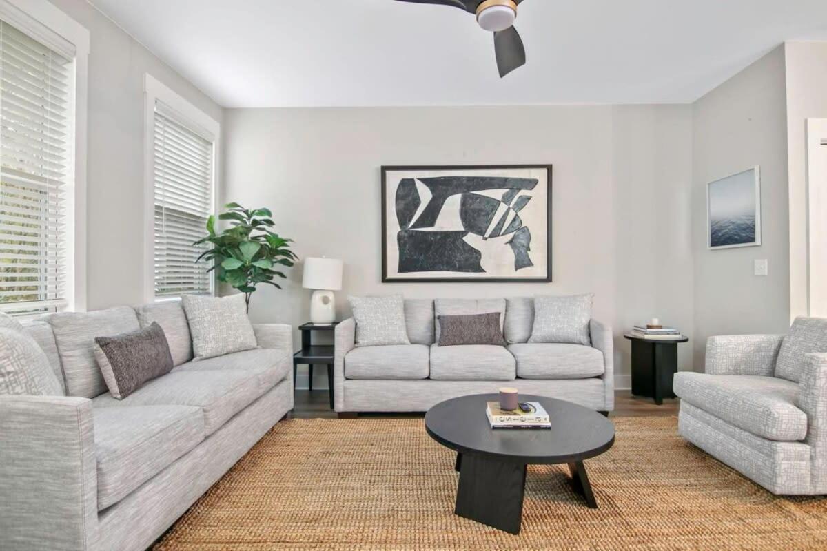 Penny Lane, Park Circle, 15m dwtn CHS view 4