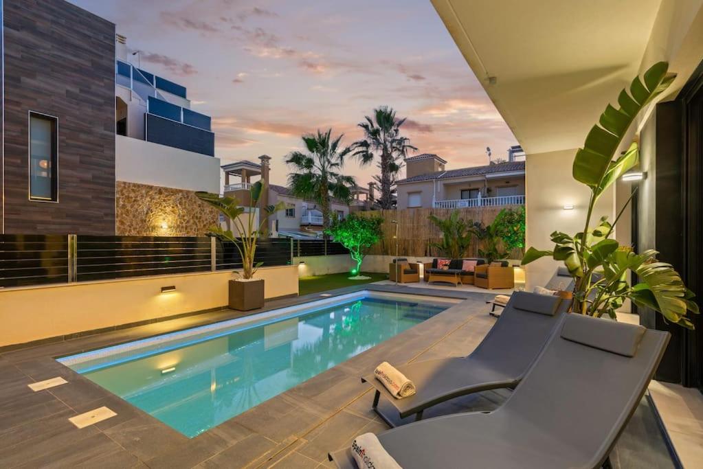 Luxury Villa with Private Swimming Pool in Cabo Roig