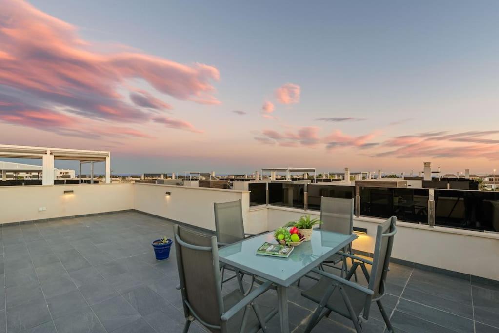 Luxury Villa with Private Swimming Pool in Cabo Roig