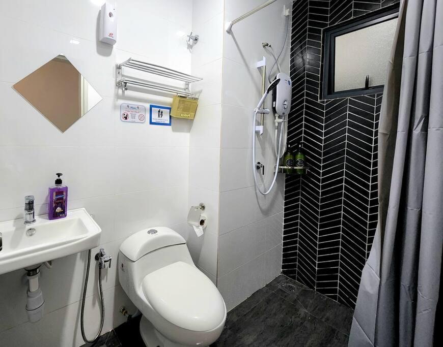 IPOH City Horizon17 Homestay - 2 Rooms & 1 Bathroom - 8 mins to Concubine Lane & Old Town Ipoh, 3 mins Walking to Food Places & Convenient Store by Happy H photo 7