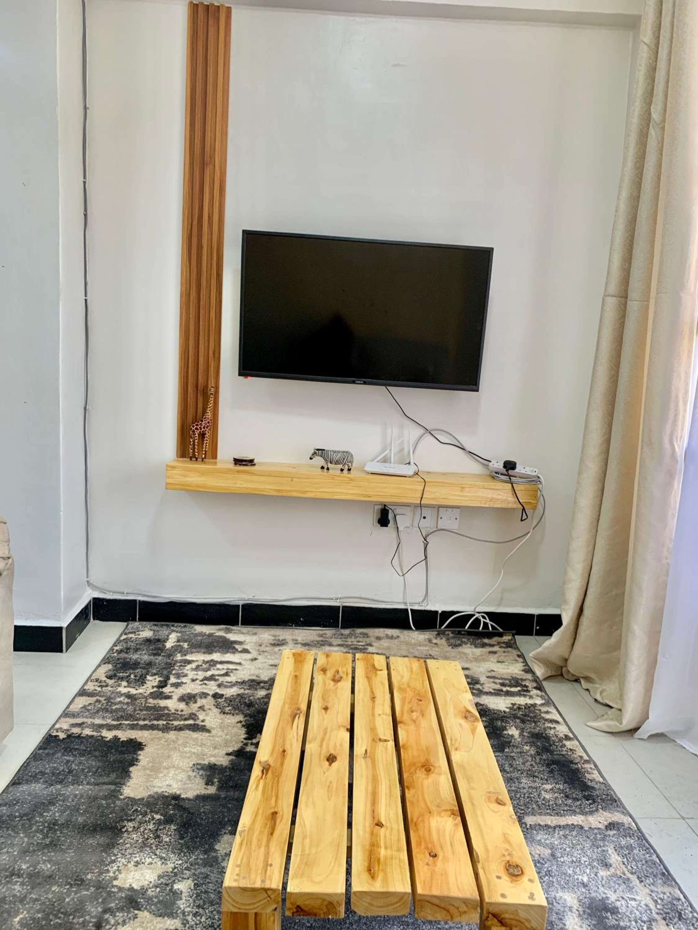 Rorot 1 bedroom Modern fully furnished space in Annex Eldoret with free wifi view 5