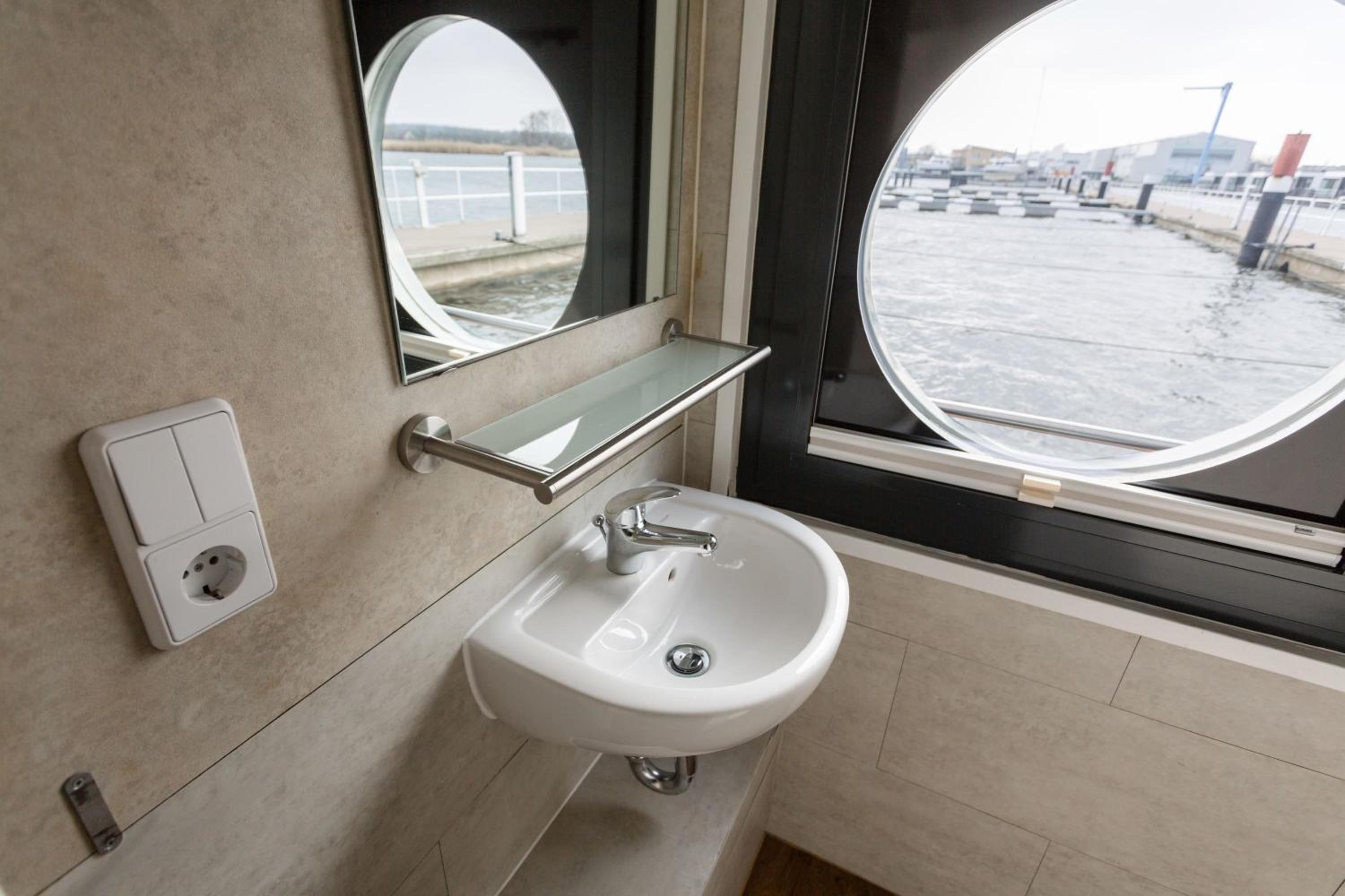 Hausboot Tollow