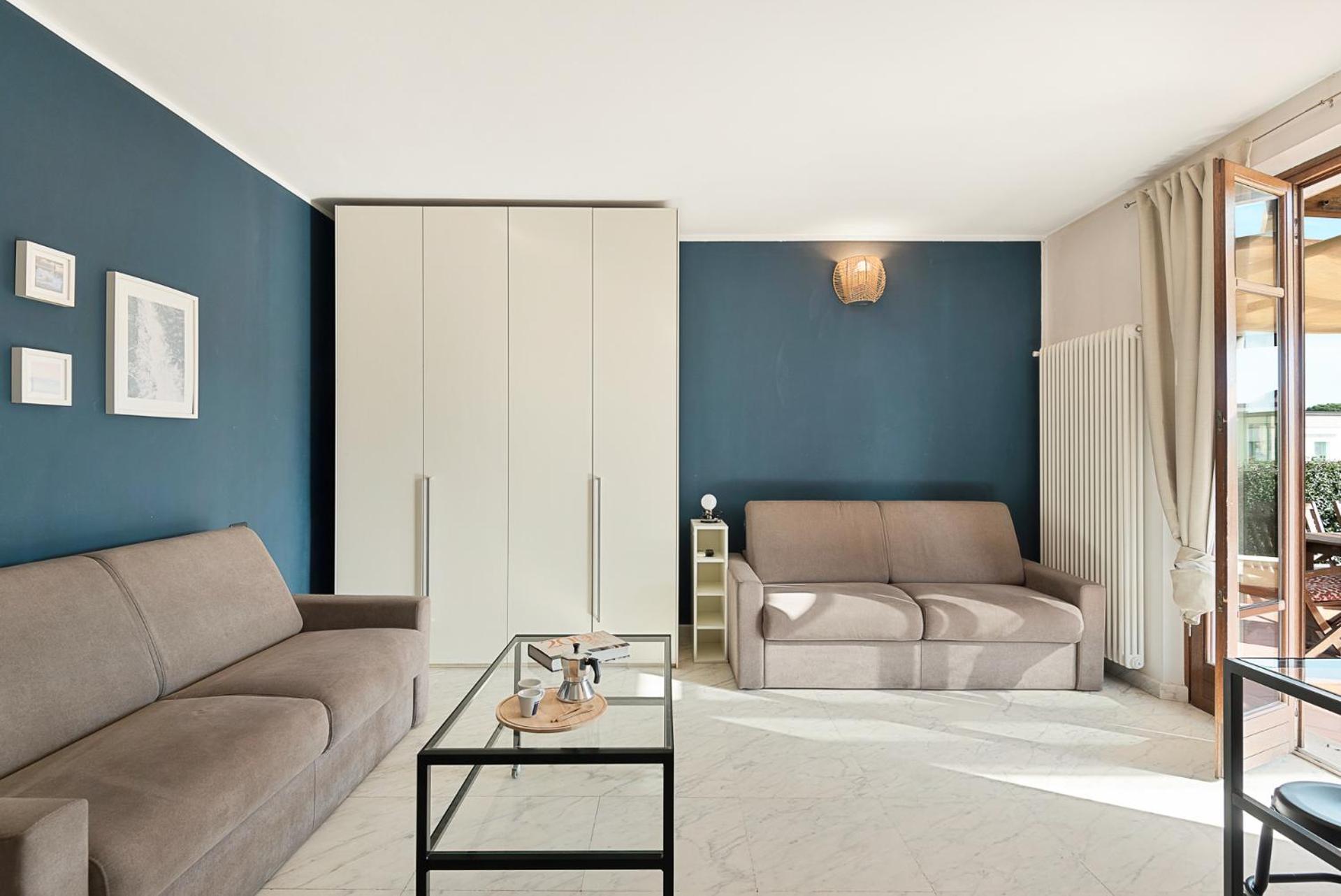 Splendido monolocale con spazioso giardino e veranda a 500 mt dal mare photo 3