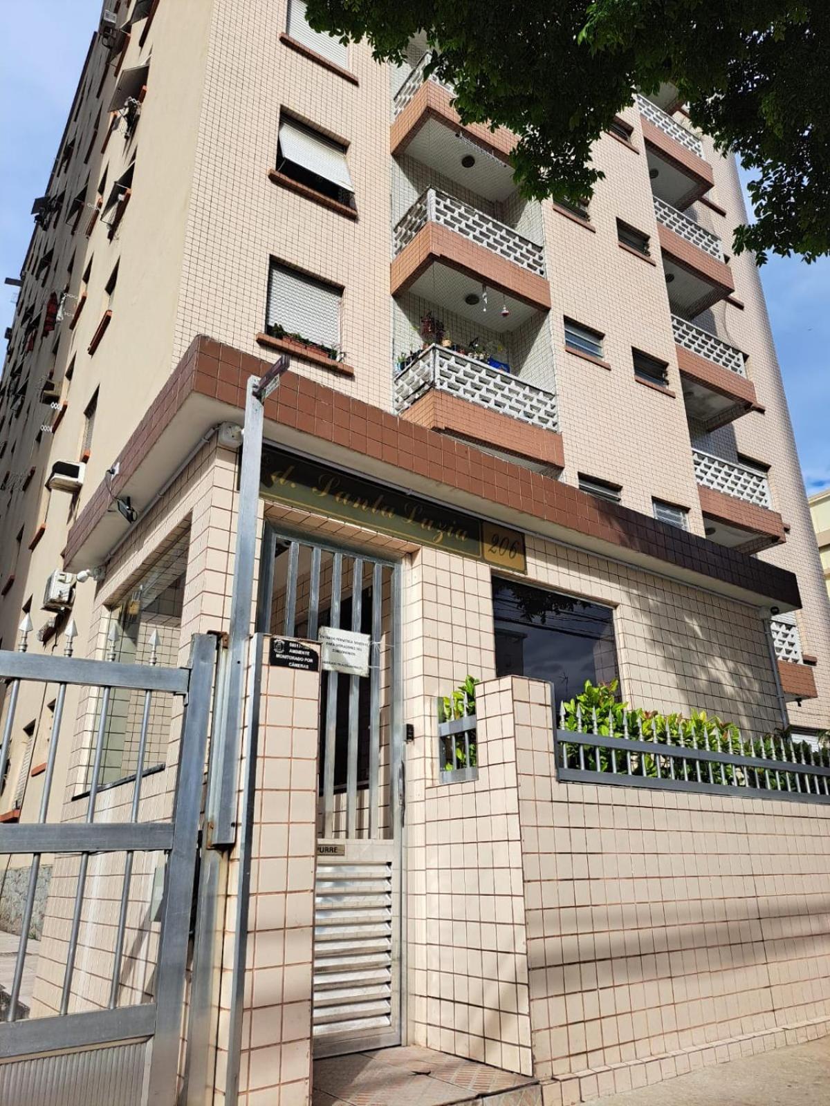 MELHOR LOCALIZAÇÃO DE SANTOS, LOFT, 200 MTS da PRAIA, WI-FI, AR CONDICIONADO