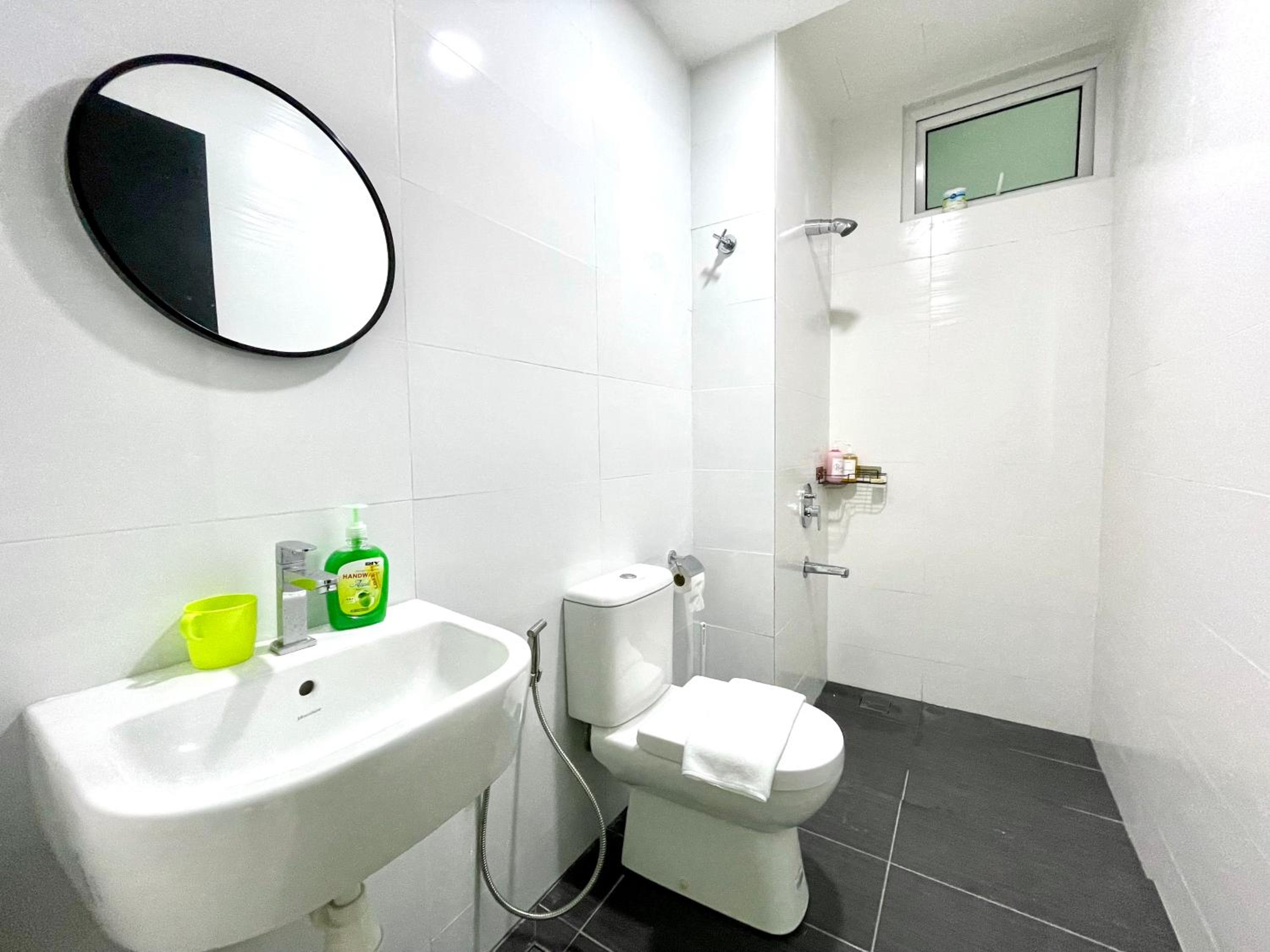 Twin Galaxy Modern Suite@JB KSL/MidValley