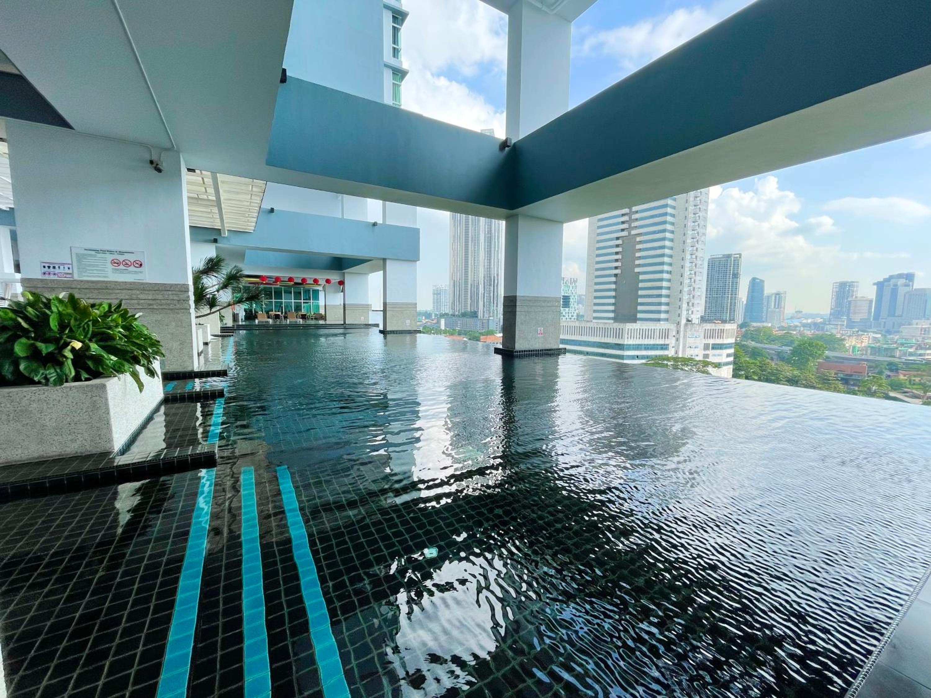 Twin Galaxy Modern Suite@JB KSL/MidValley