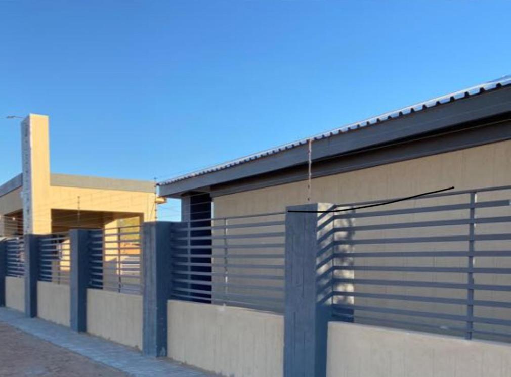 Tshiamo Estate