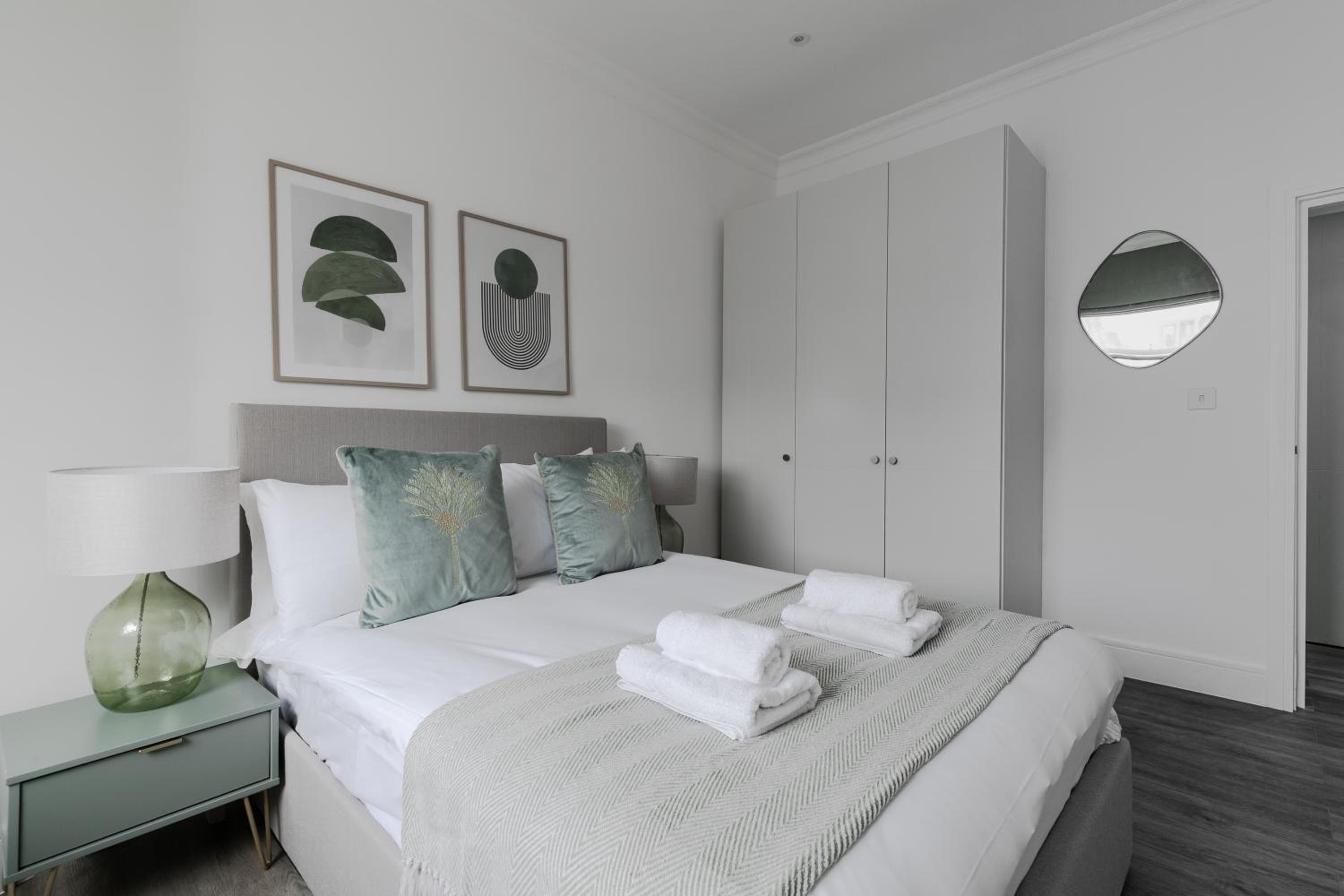 Stylish Apartments - Hyde Park