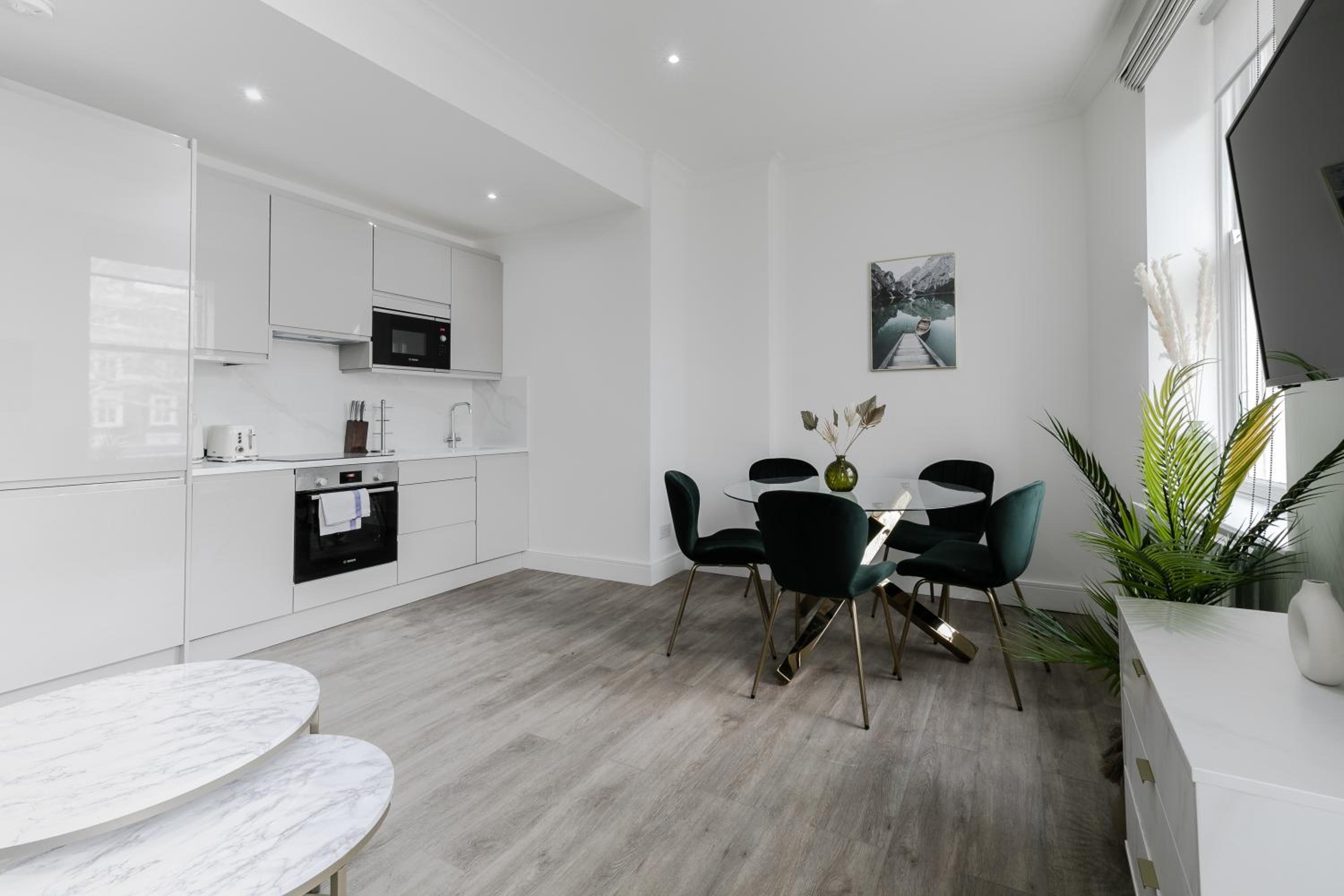 Stylish Apartments - Hyde Park