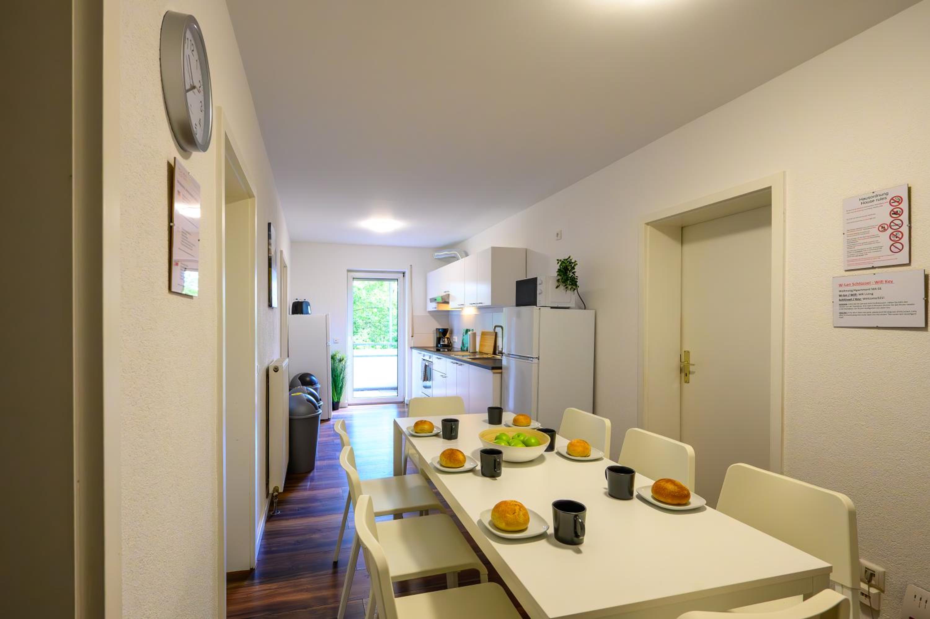 Moderne Ferienwohnung / Monteurswohnung mit 8 Betten in Marburg