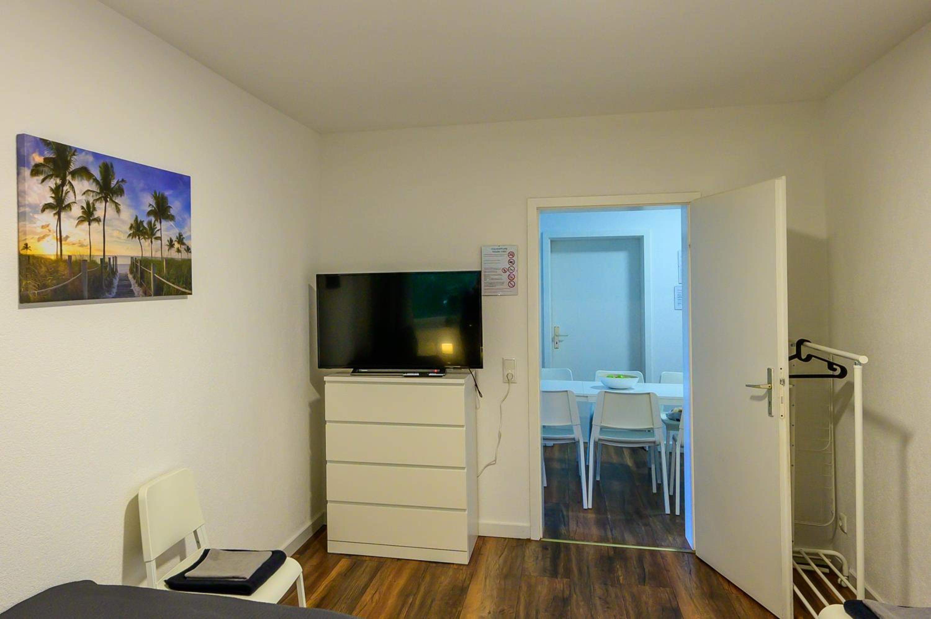 Moderne Ferienwohnung / Monteurswohnung mit 8 Betten in Marburg