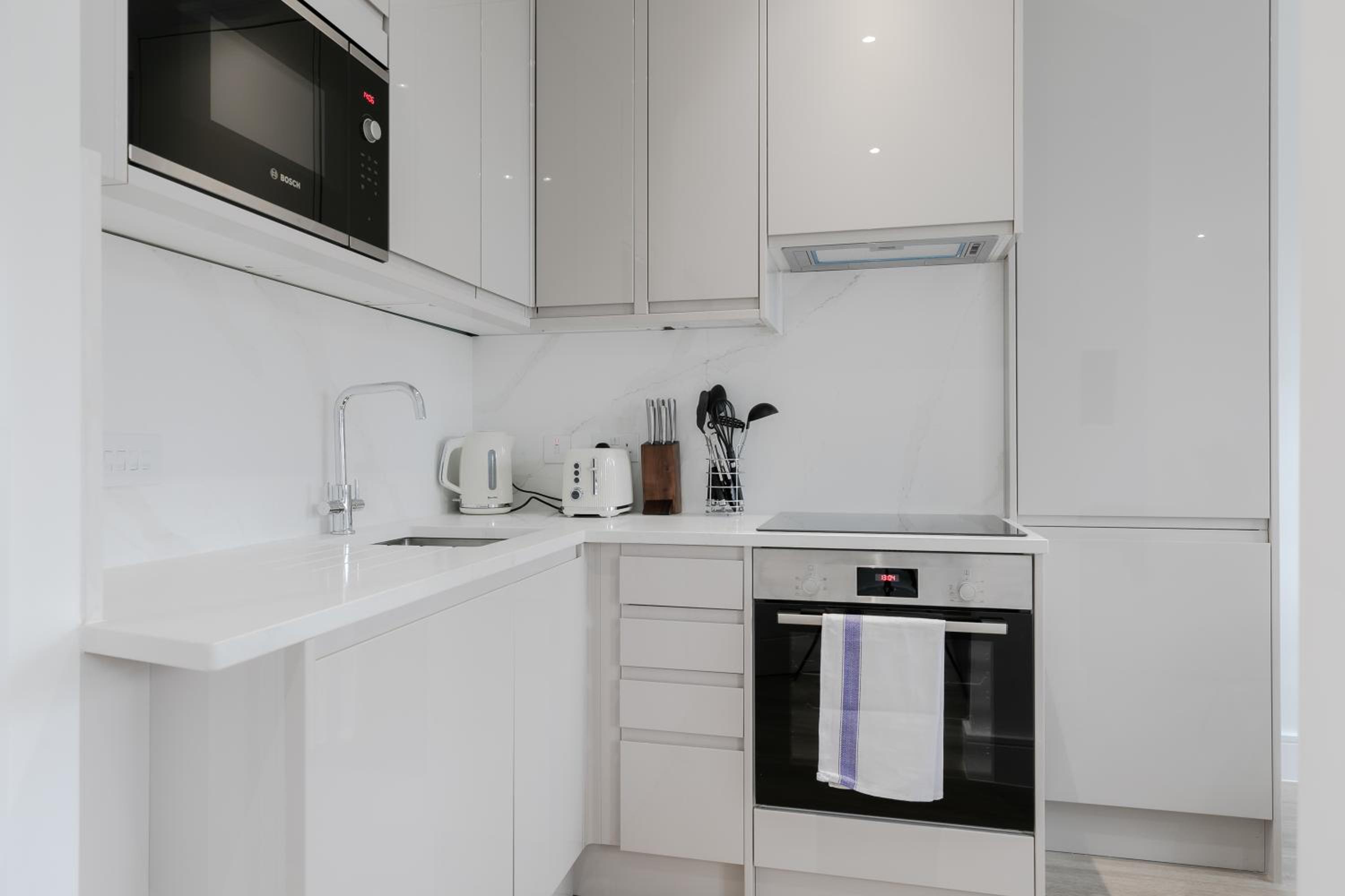 Stylish Apartments - Hyde Park