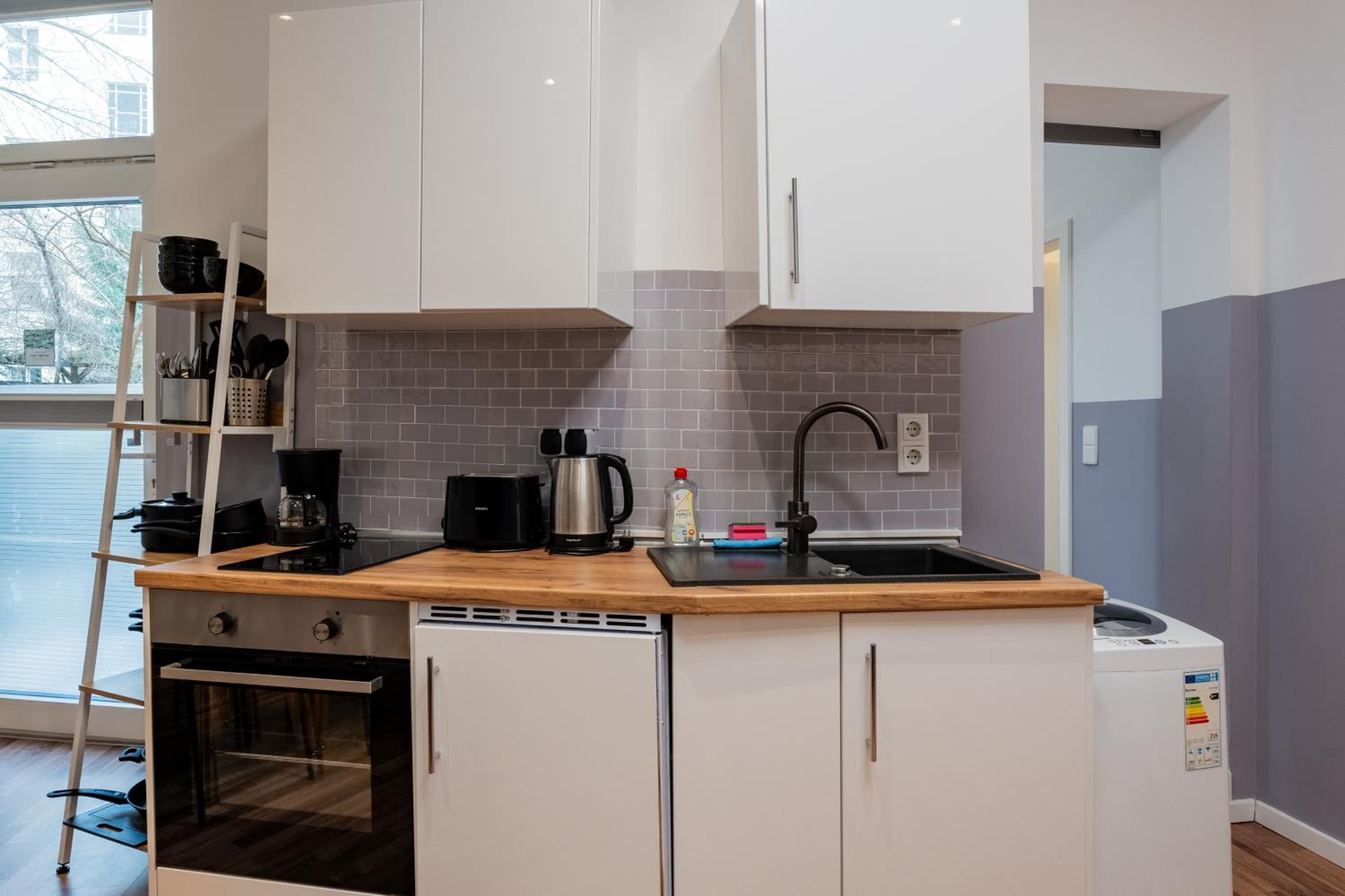 Central 2 BR Flat in trendy area / Self check-in