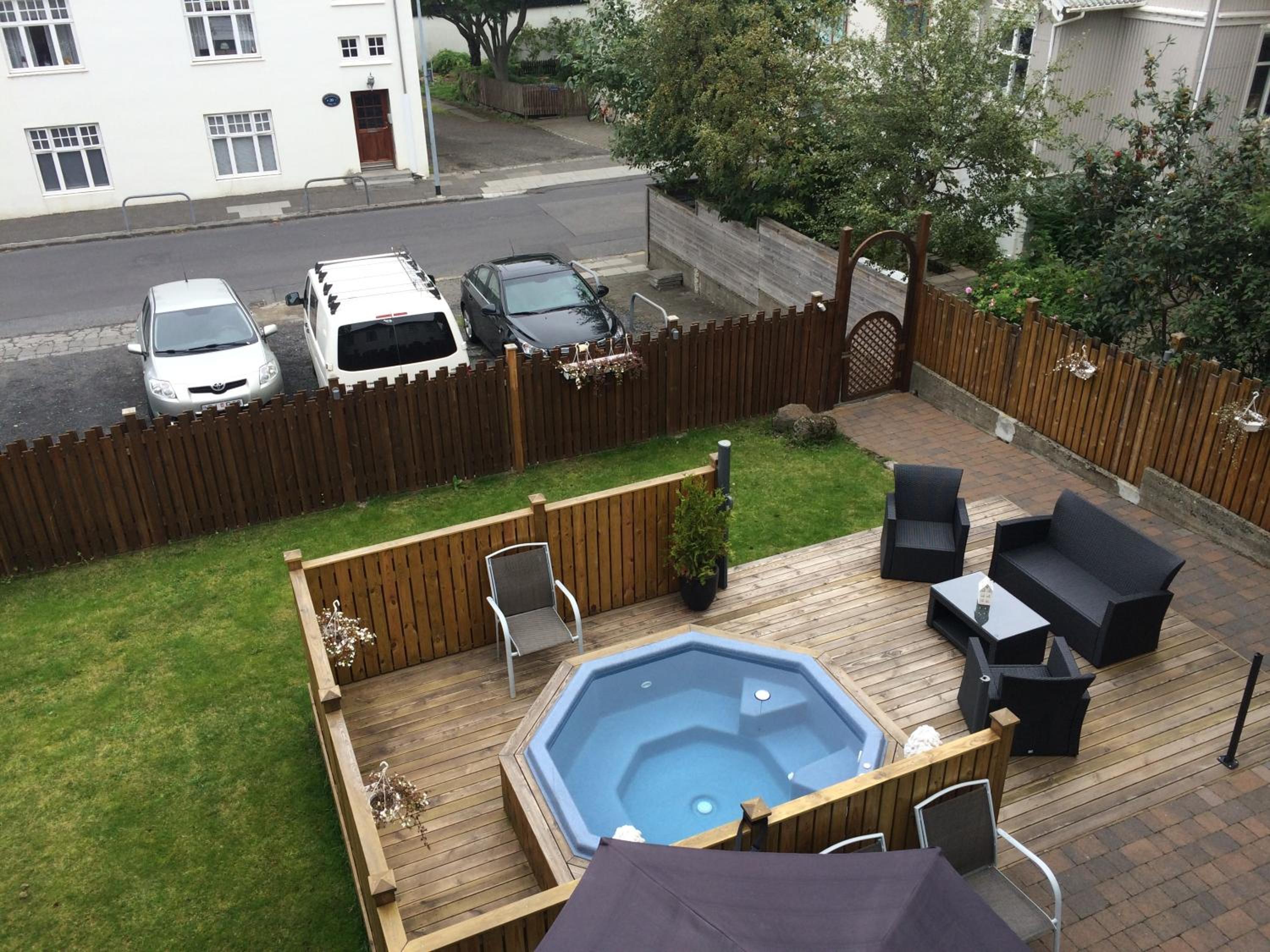 Photo 12