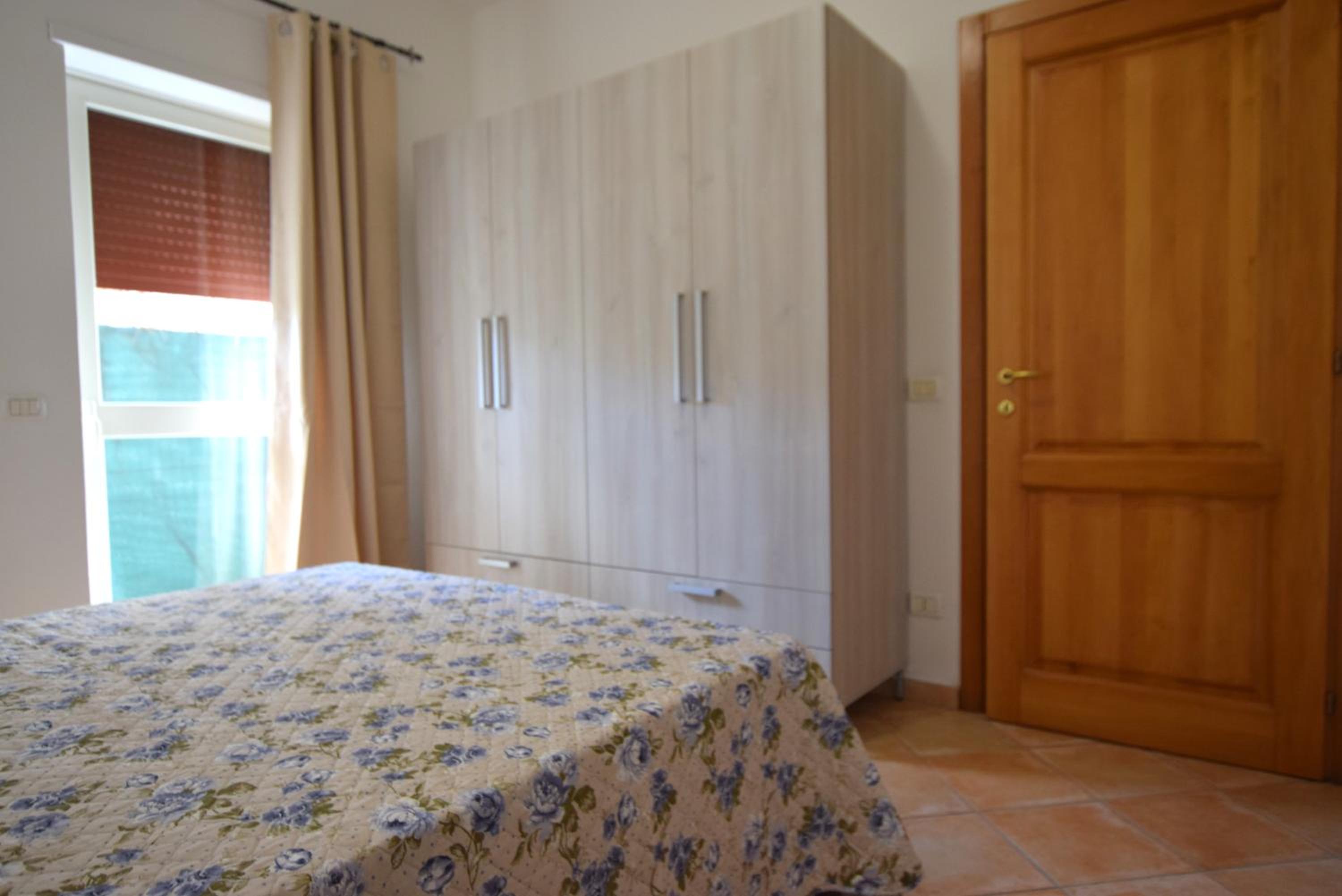 Primavera en Marina di Campo — hotel room