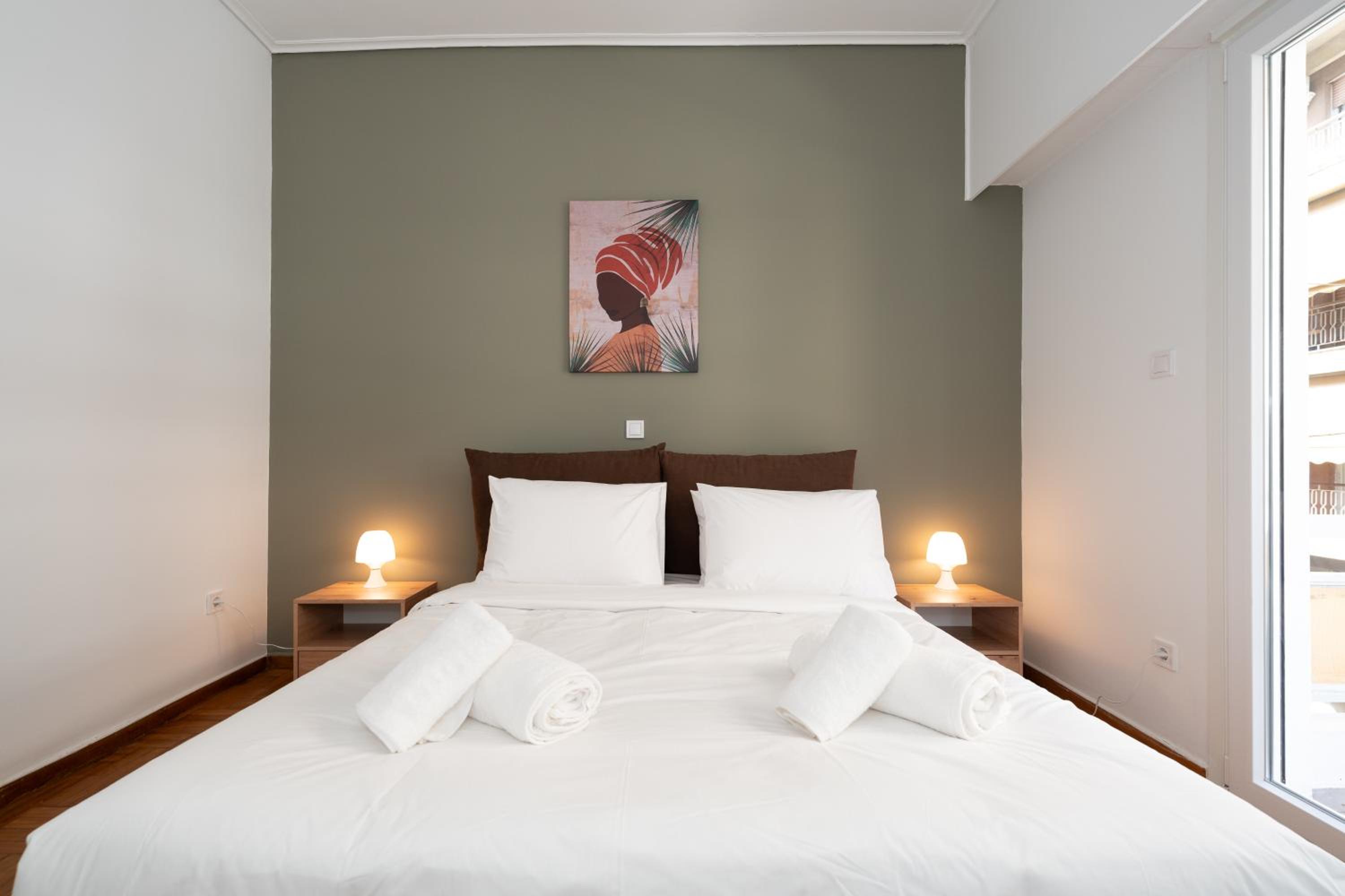 Contemporary Chic Apartment in the Heart of Athens