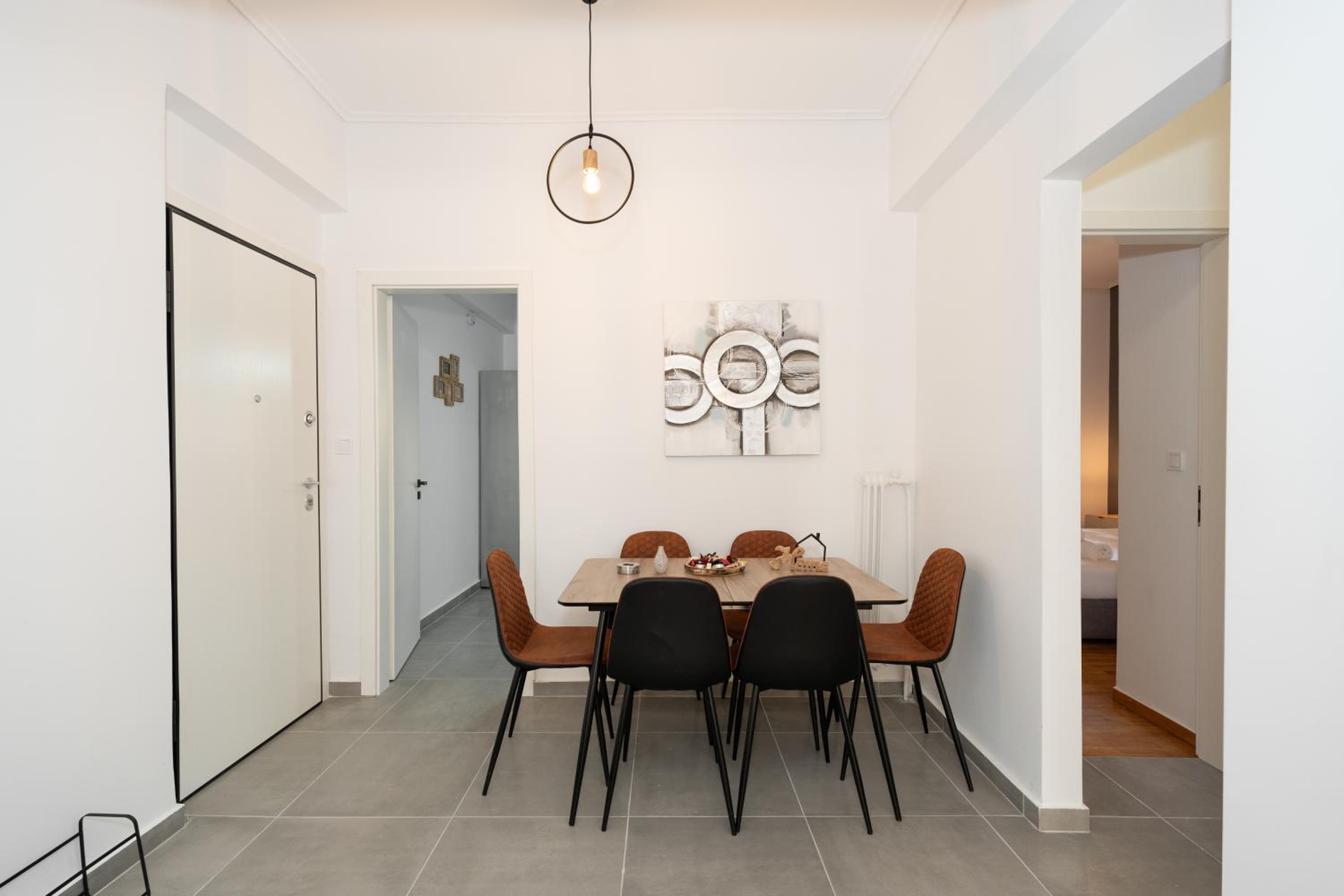 Contemporary Chic Apartment in the Heart of Athens